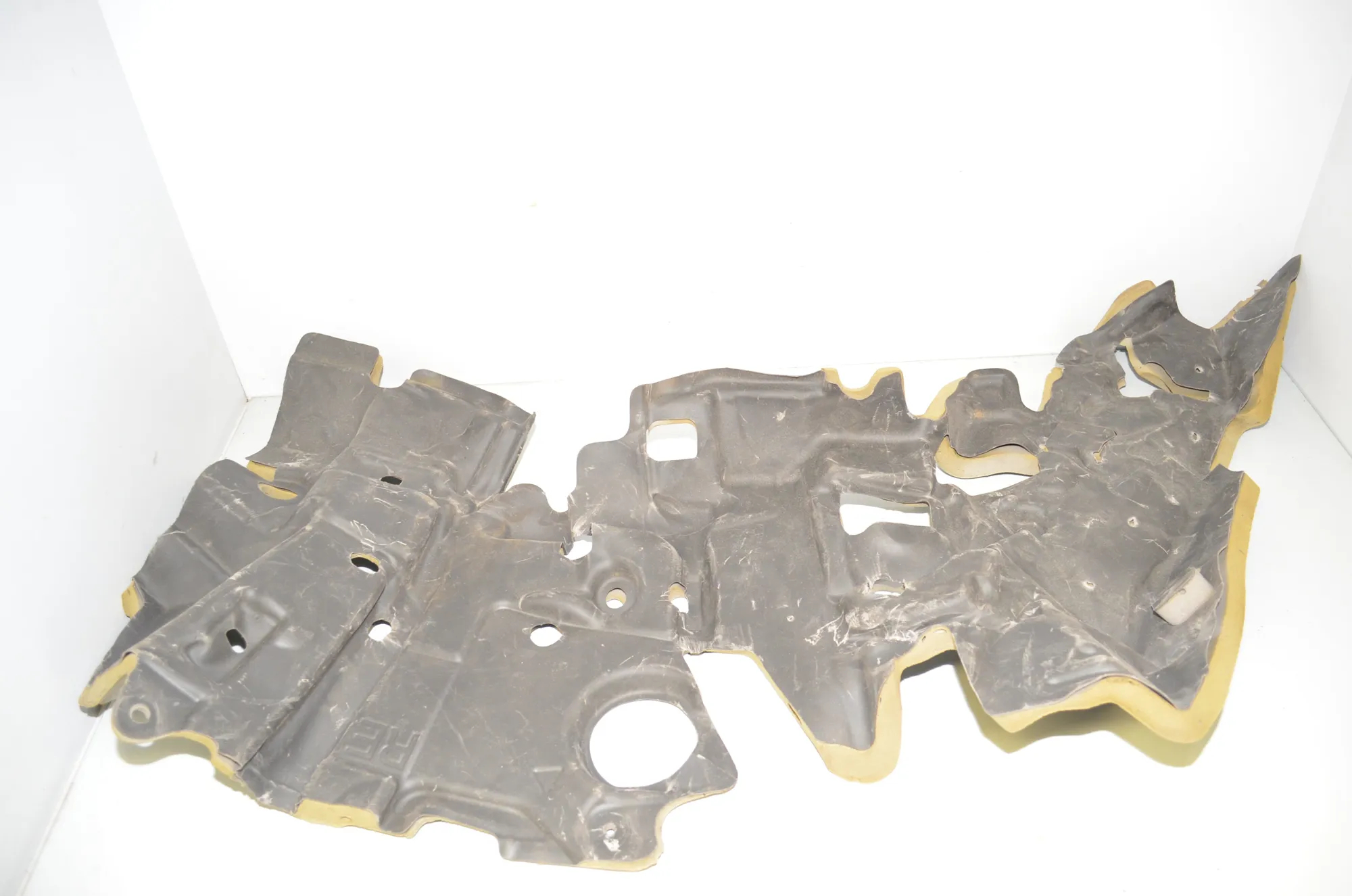 Sound Insulation – OEM 7948332 · BMW iX (I20) (2021 - -) xDrive 40 2021 – 2
