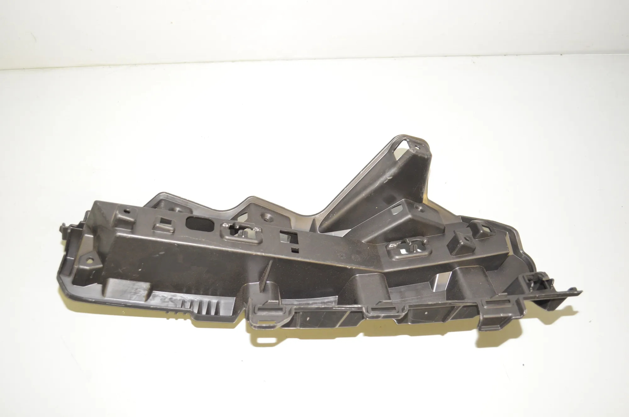 Bracket – OEM 9878962 · BMW iX (I20) (2021 - -) xDrive 40 2021 – 4