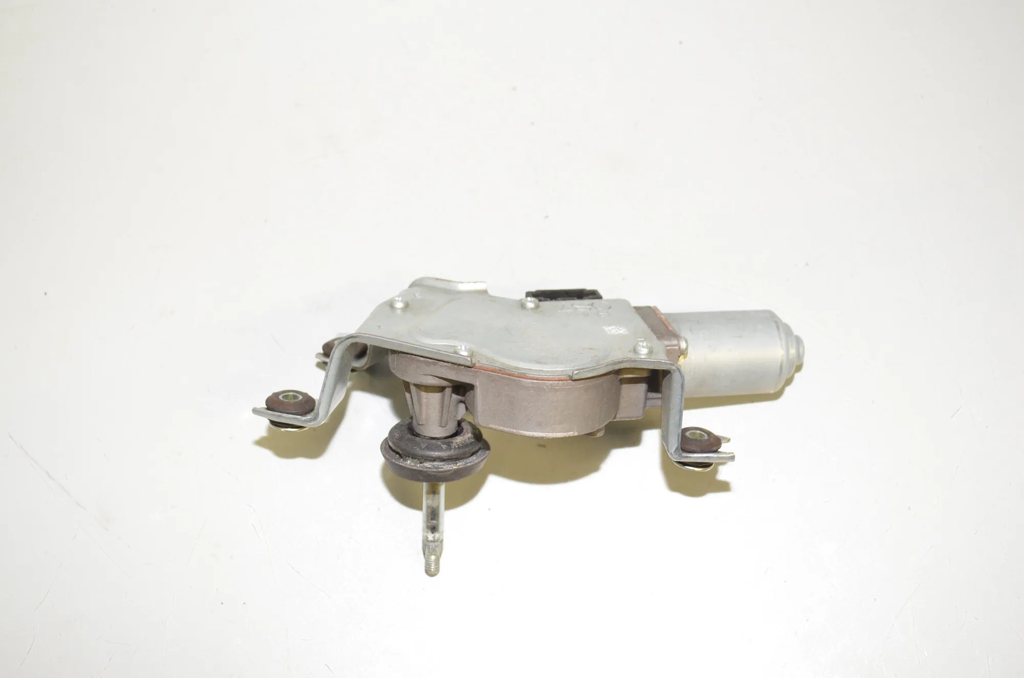 Tailgate Window Wiper Motor – OEM 7954727 · BMW iX (I20) (2021 - -) xDrive 40 2021 – 2
