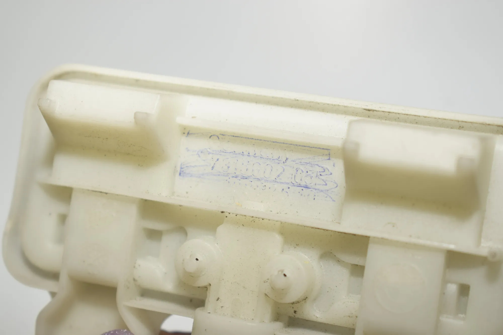 Tailgate Open Switch – OEM 7315602 · BMW iX (I20) (2021 - -) xDrive 40 2021 – 4