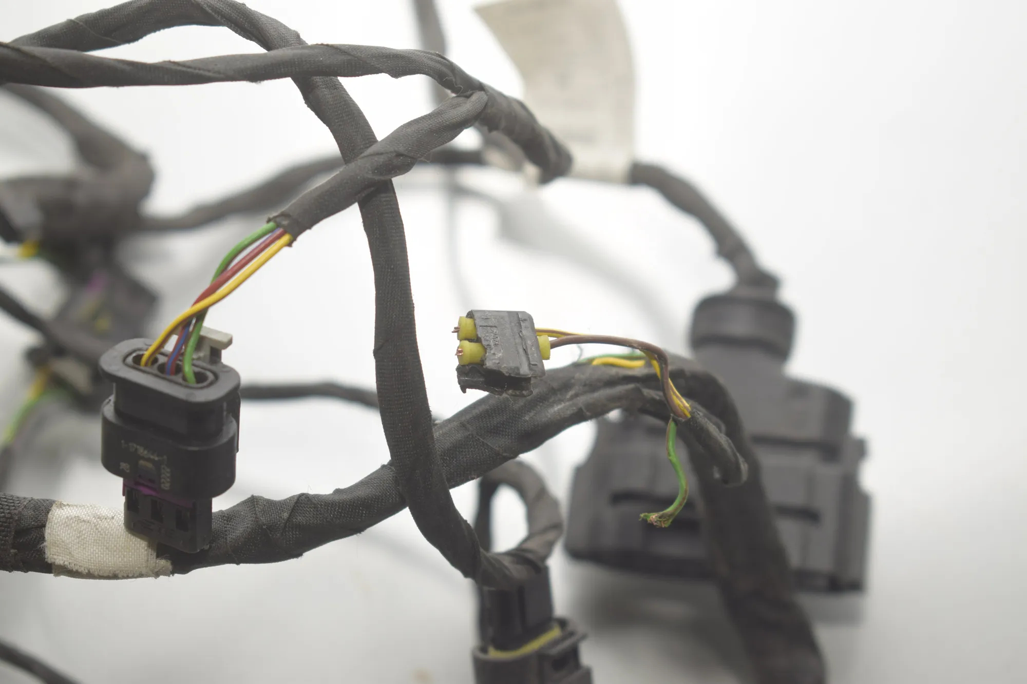 Front Parking Sensor Wiring Loom – OEM 5A36C82 · BMW iX (I20) (2021 - -) xDrive 40 2021 – 2
