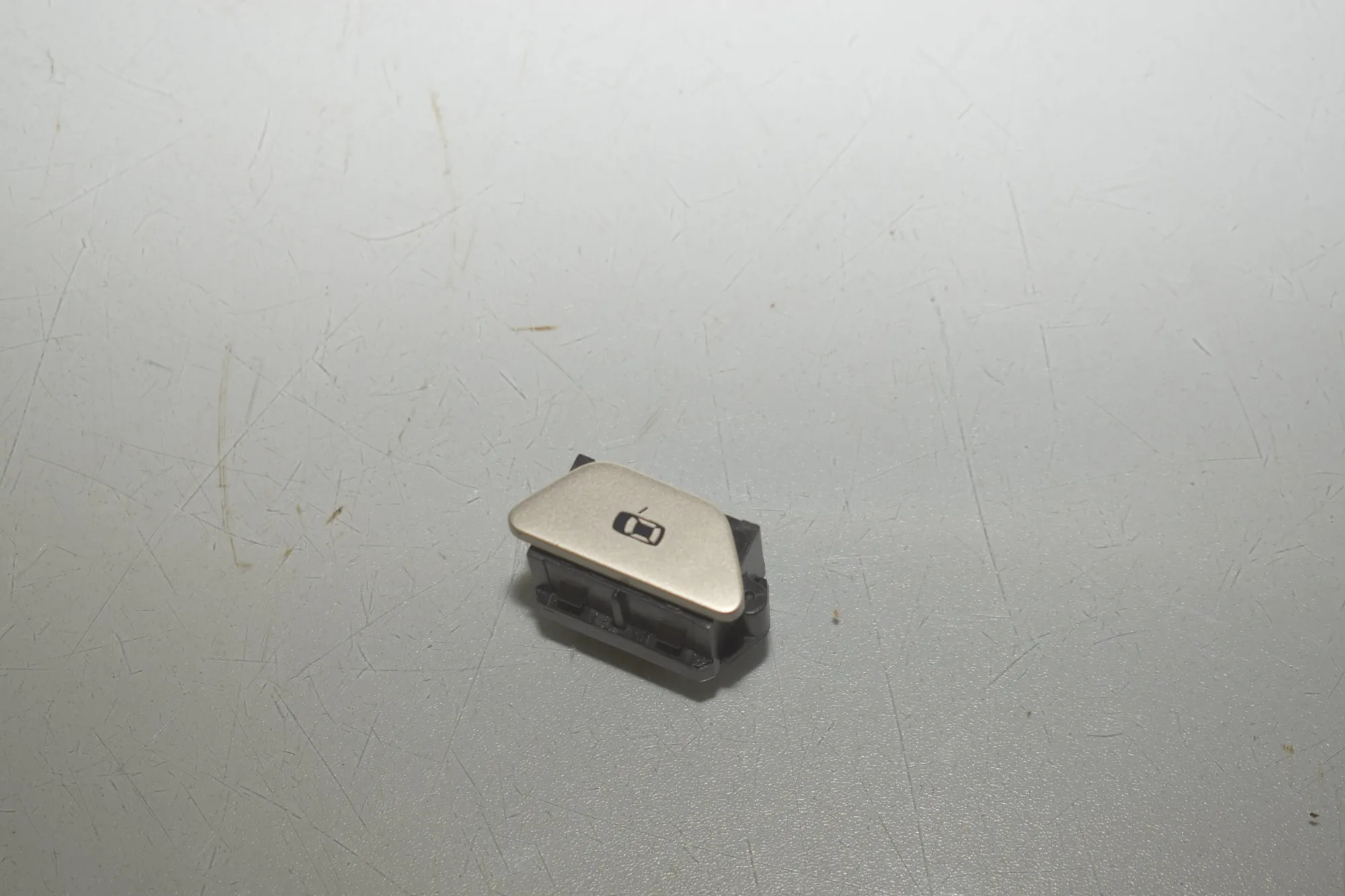 Switches – OEM 5A21BB8 · BMW iX (I20) (2021 - -) xDrive 40 2021 – 2