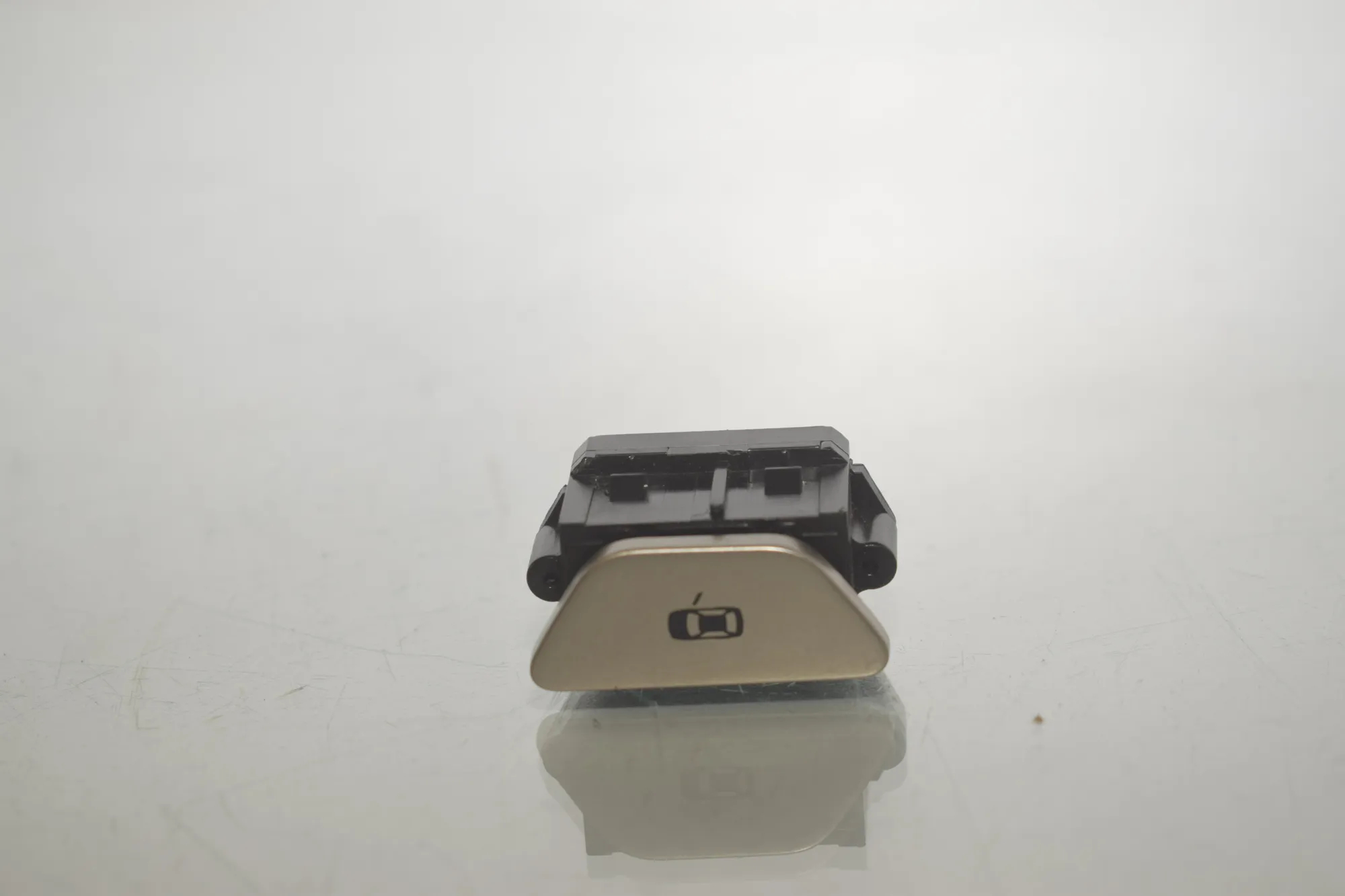 Switches – OEM 5A21BB8 · BMW iX (I20) (2021 - -) xDrive 40 2021 – 3
