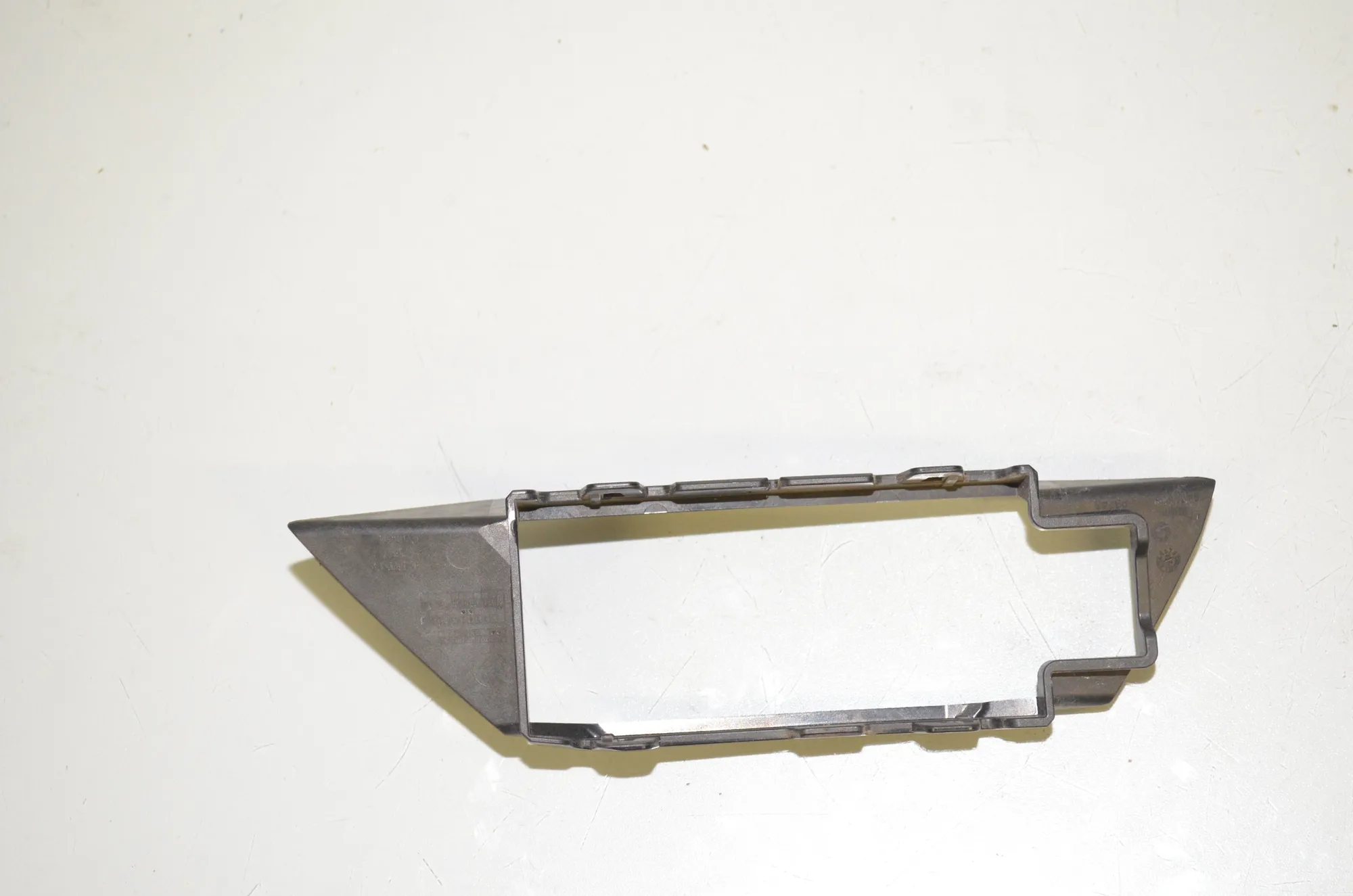 Other Body Parts – OEM 9477628 · BMW iX (I20) (2021 - -) xDrive 40 2021 – 3