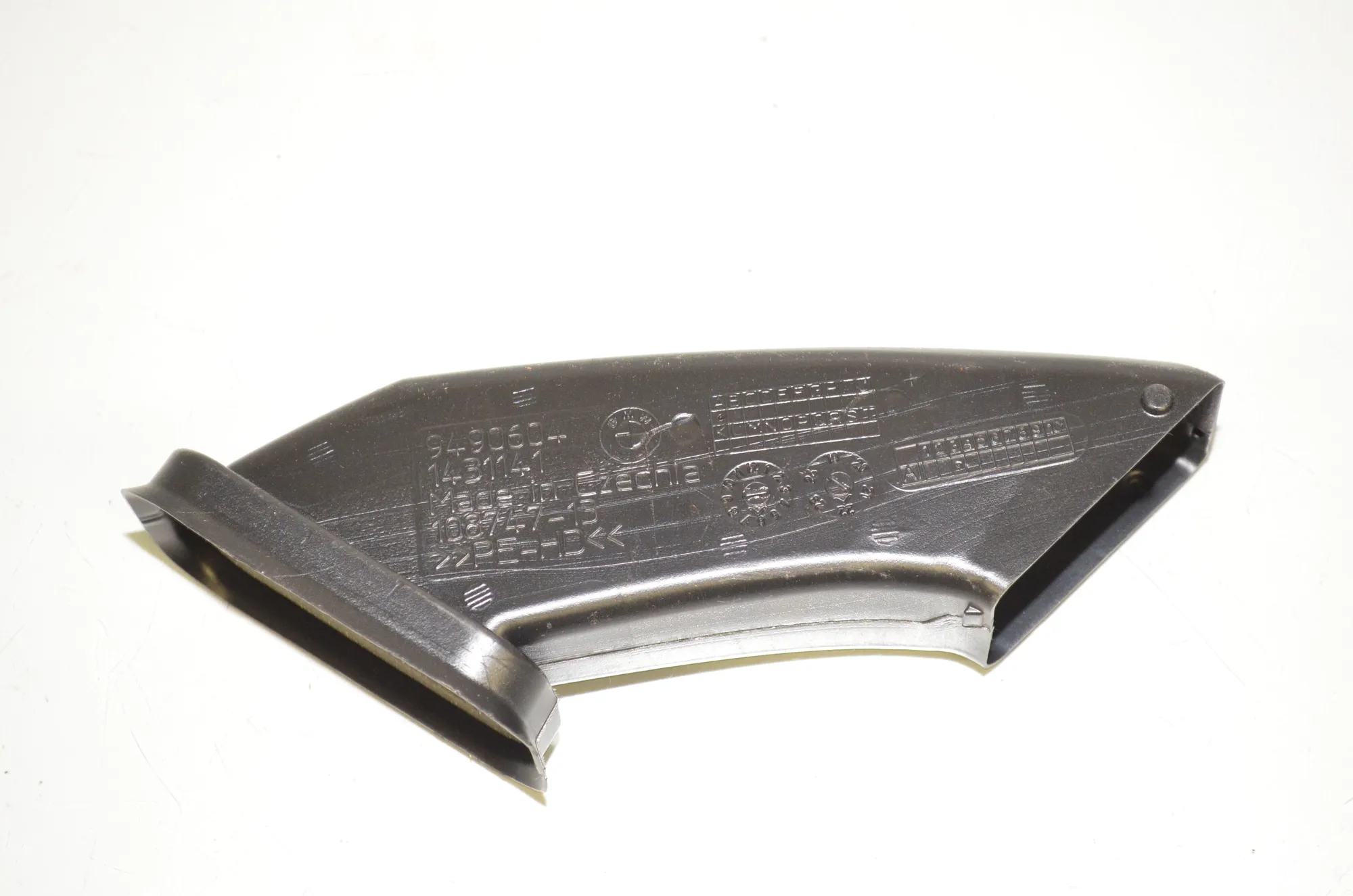 Interior Air Duct Channel – OEM 9490604 · BMW iX (I20) (2021 - -) xDrive 40 2021 – 2
