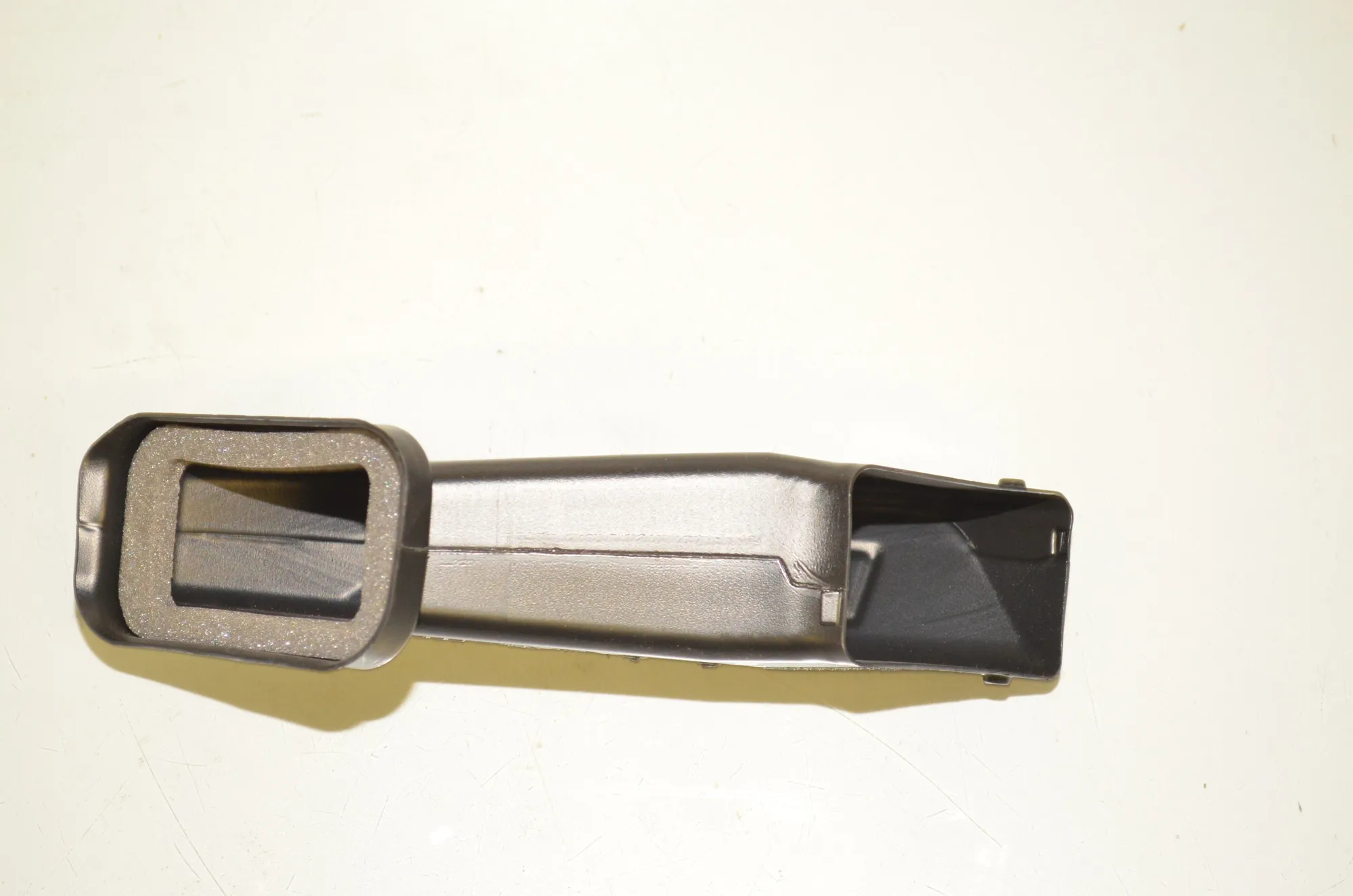 Interior Air Duct Channel – OEM 9490605 · BMW iX (I20) (2021 - -) xDrive 40 2021 – 3