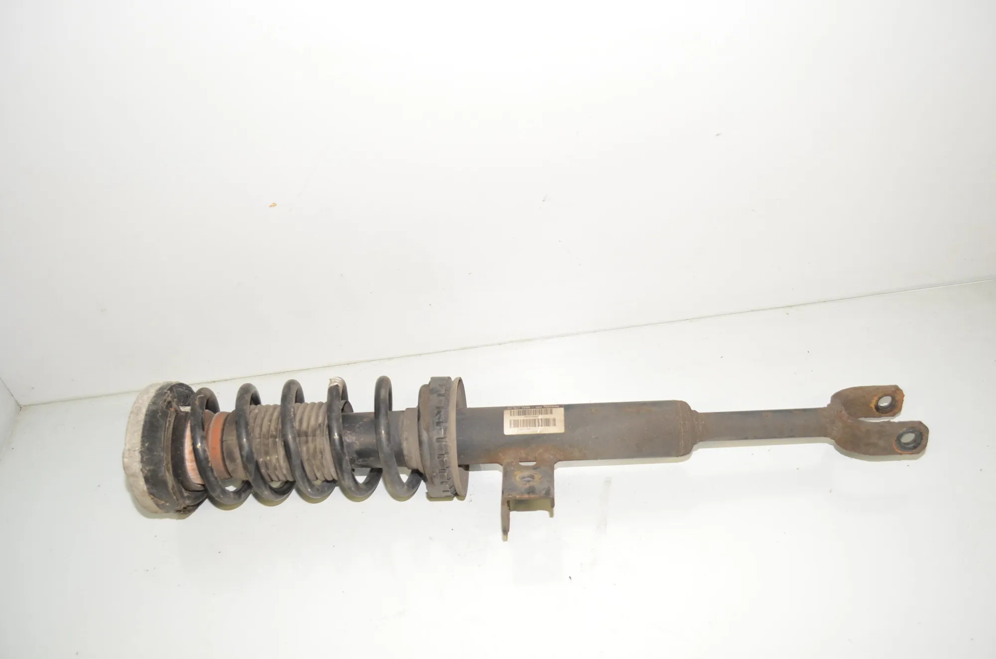 Front Right Shock Absorber – OEM 6789404 · BMW 5 Touring (F11) 530 d 2011