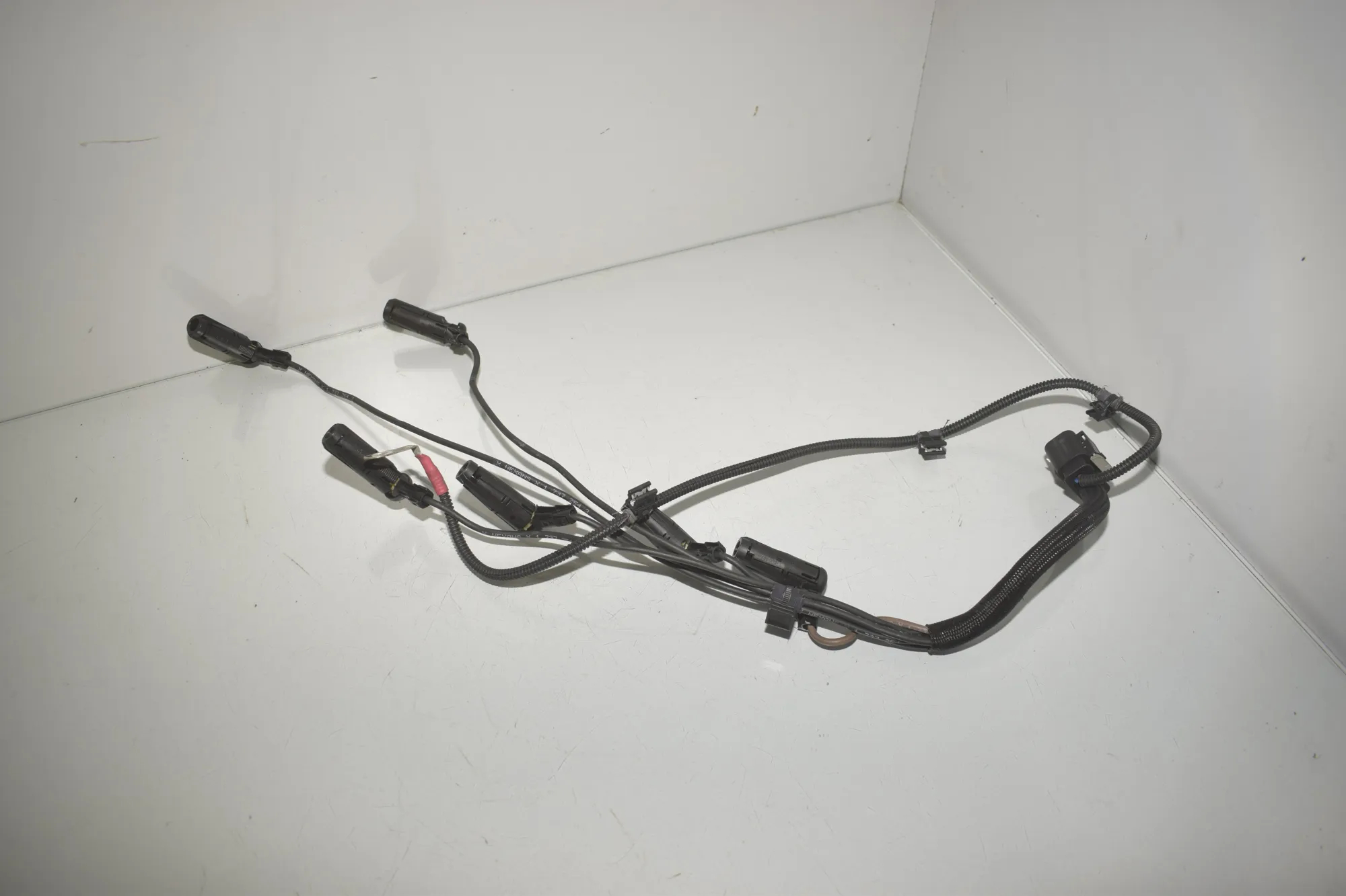 Glow Plug Wires – OEM 8583653 · BMW 5 Touring (F11) 530 d 2011 – 4