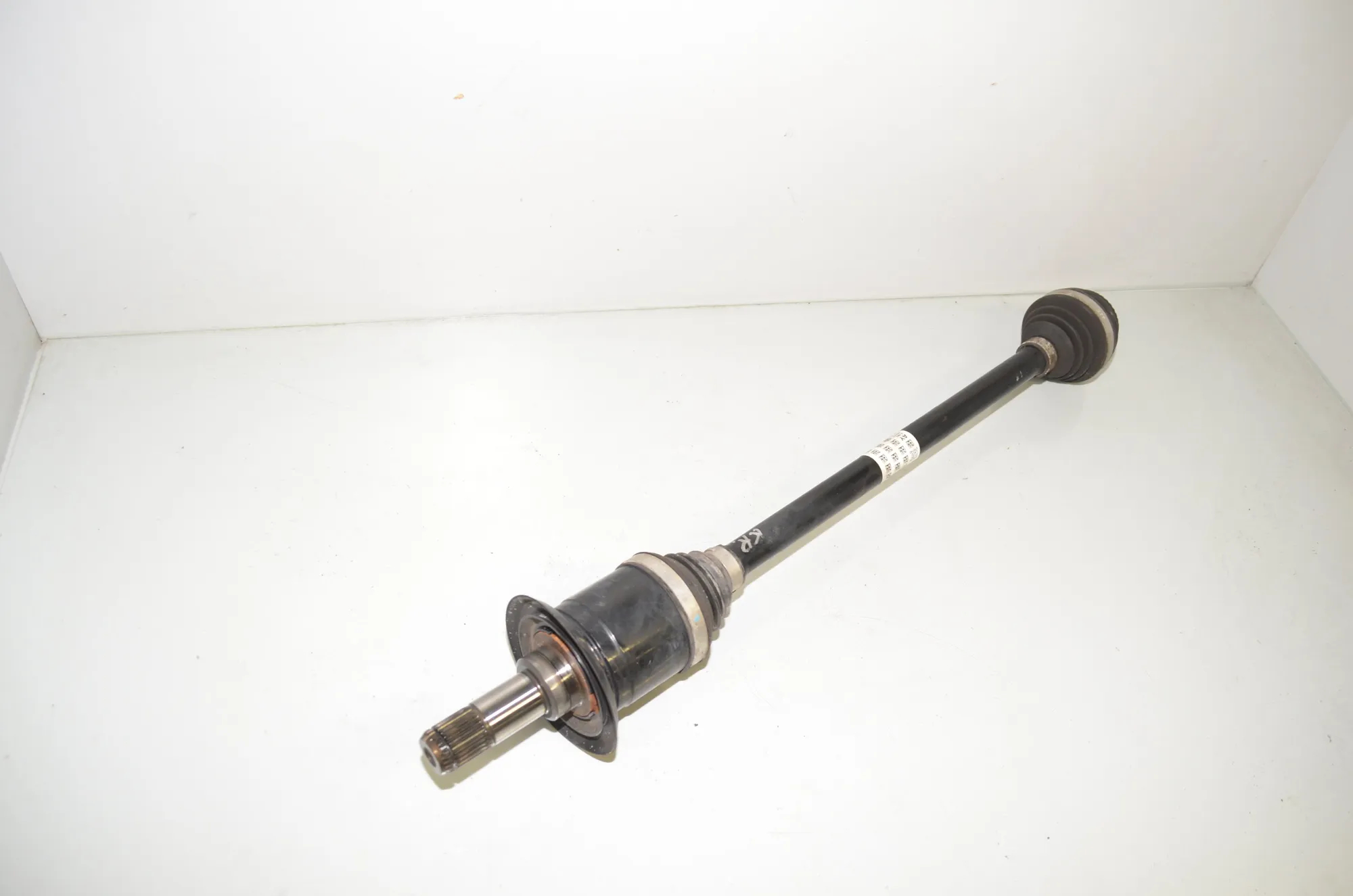 Rear Left Driveshaft – OEM 8482603 · BMW 3 Touring (G21) (2019 - -) 320 d 2020 – 2