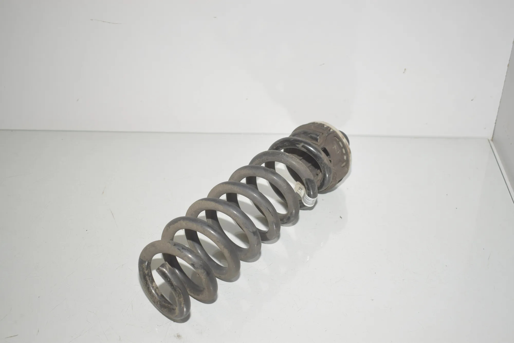 Rear Right Coil Spring – OEM 6898642 · BMW 3 Touring (G21) (2019 - -) 320 d 2020 – 2