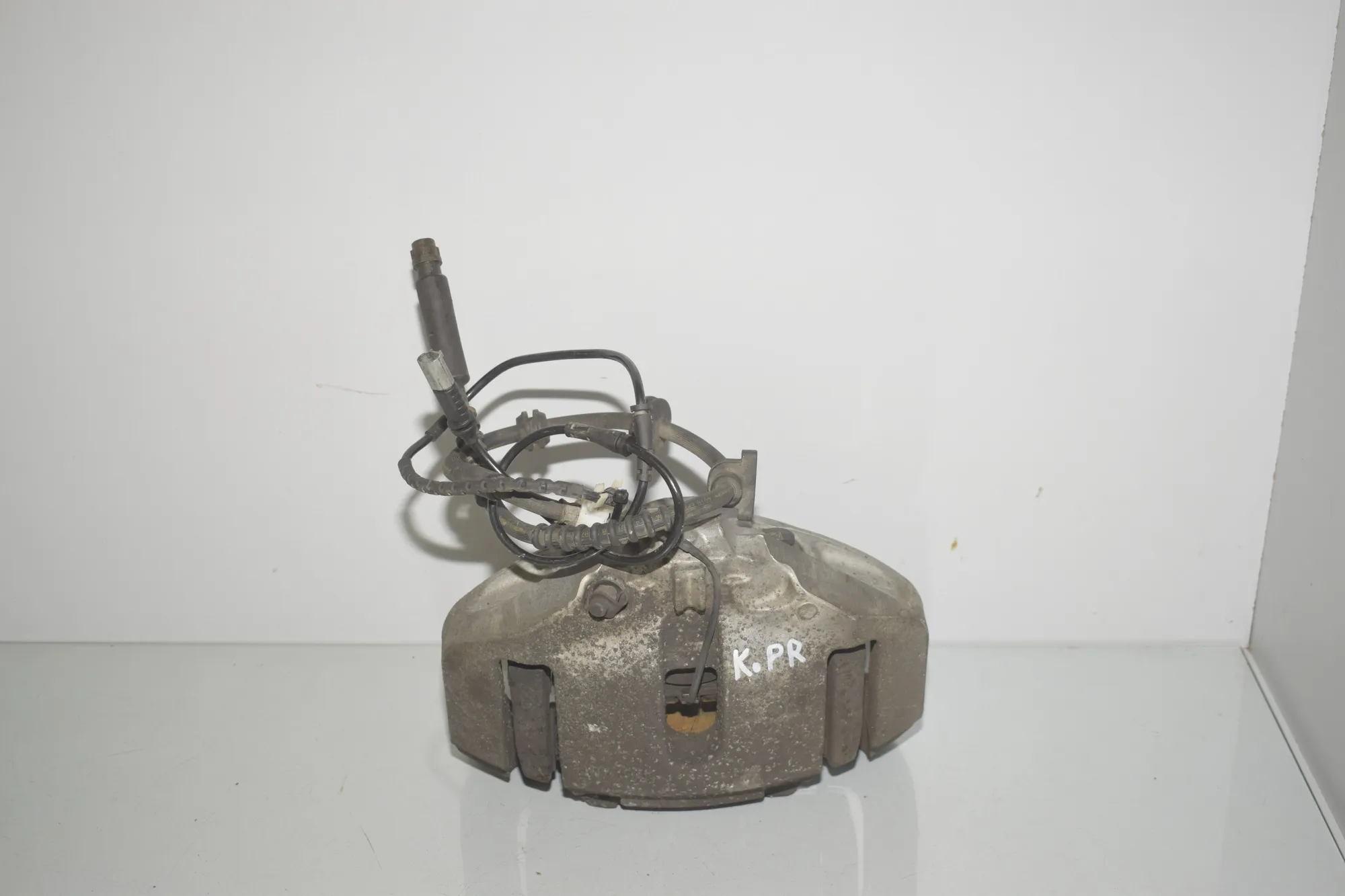 Front Left Brake Caliper – OEM 34116792689 · BMW 5 (F10) 530 d xDrive 2012