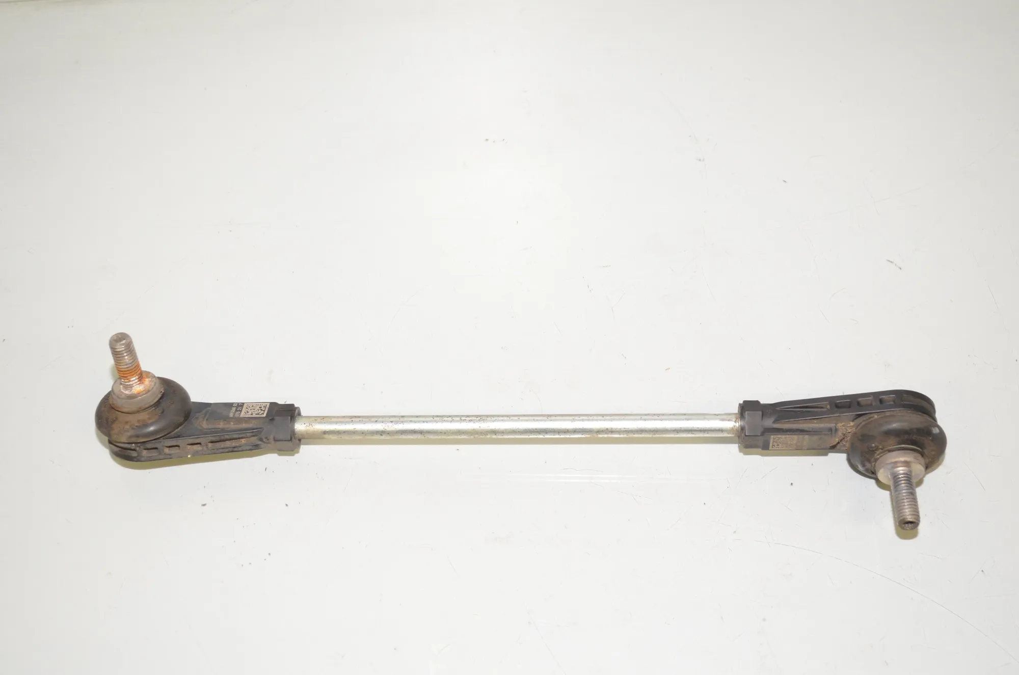 Front Right Stabilizer Link – OEM 6893360 · BMW 3 Touring (G21) (2019 - -) 318 d 2021 – 2