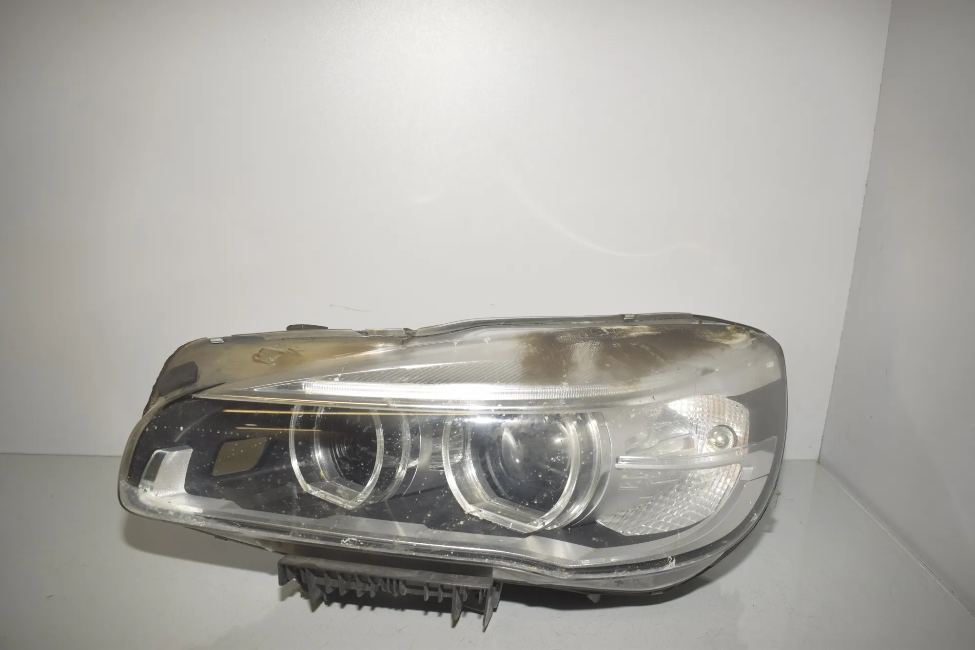 Front Left Headlight – OEM 7391401 · BMW 2 Active Tourer (F45) 220 d xDrive 2014 – 3