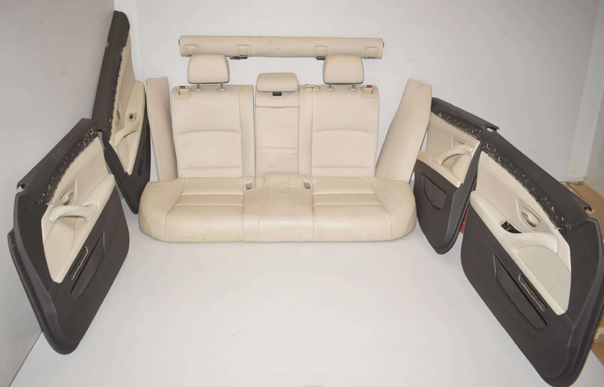 Seat set · BMW 5 Touring (F11) 530 d 2011 – 16
