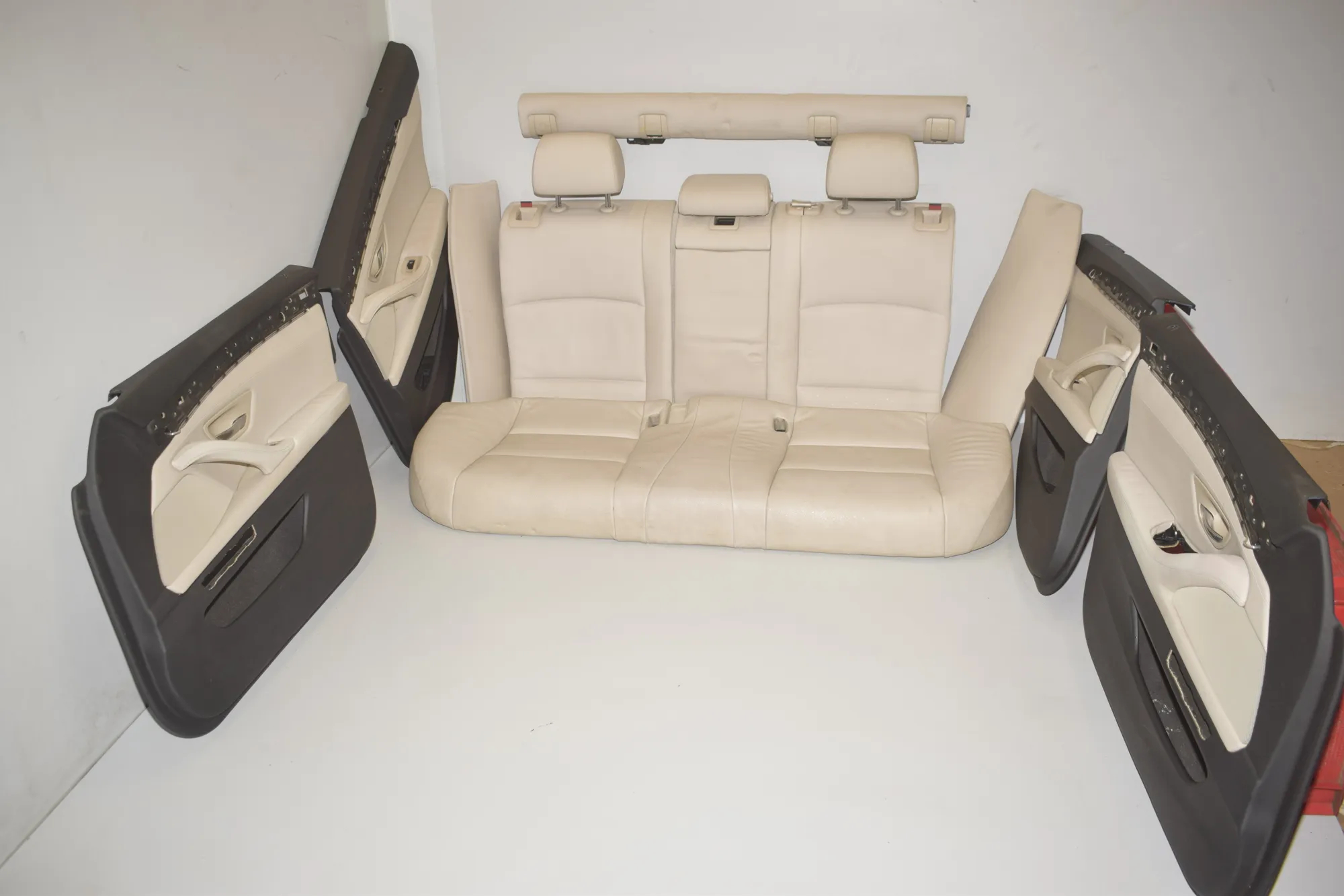 Seat set · BMW 5 Touring (F11) 530 d 2011 – 18
