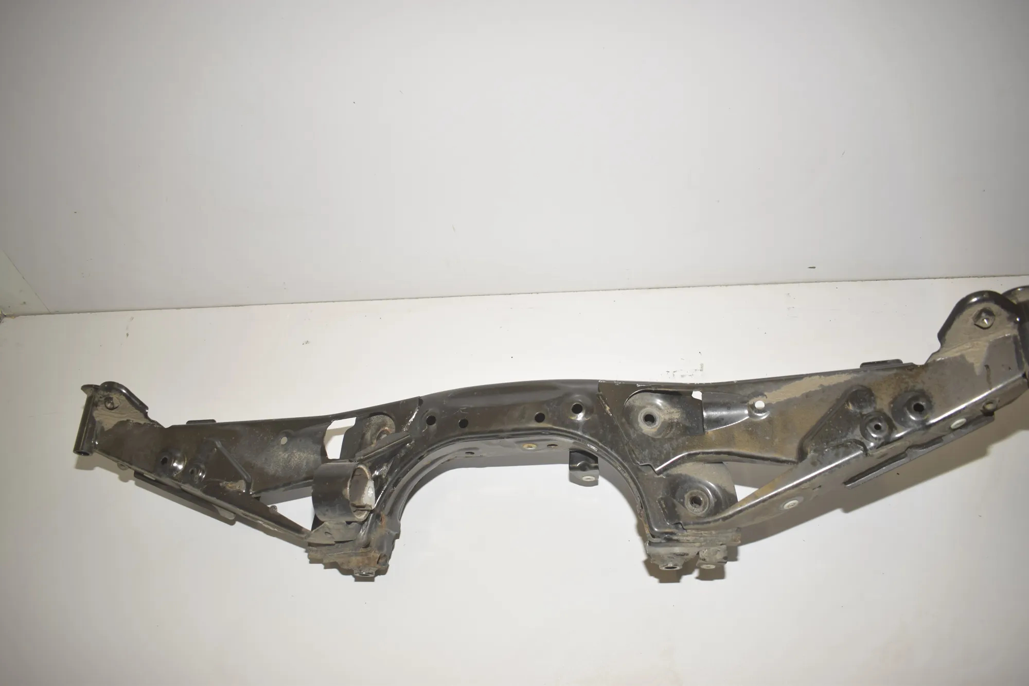 Rear Subframe – OEM 6862558 · BMW 2 Active Tourer (F45) 220 d xDrive 2014 – 4