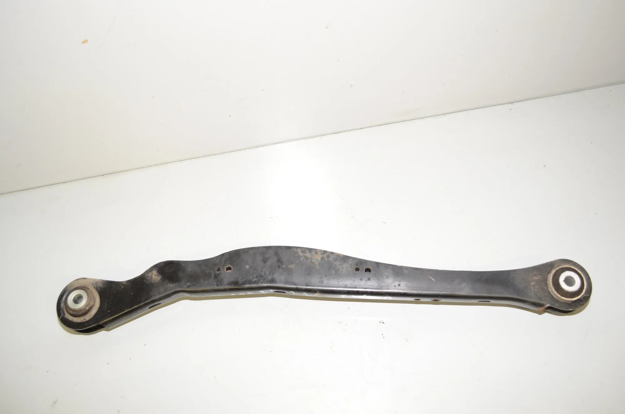 Rear Right Control Arm – OEM 6851563 · BMW 2 Active Tourer (F45) 220 d xDrive 2014 – 4
