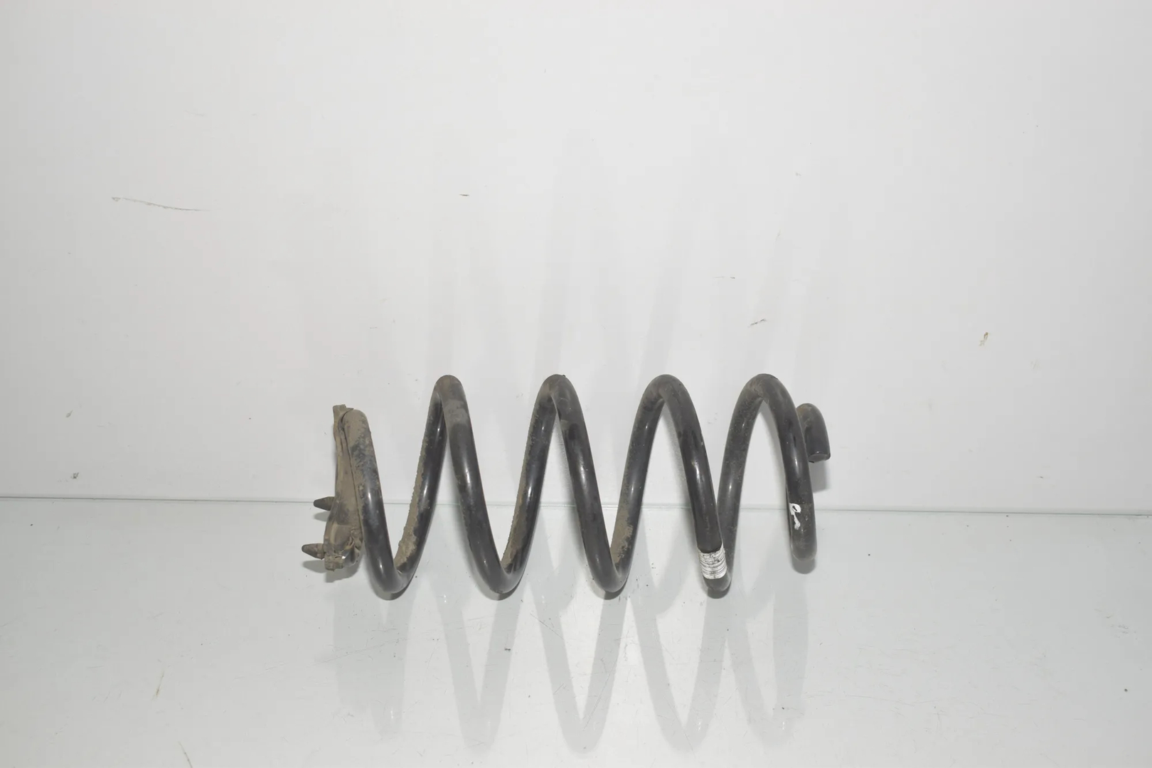 Rear Right Coil Spring – OEM 6866763 · BMW 2 Active Tourer (F45) 220 d xDrive 2014