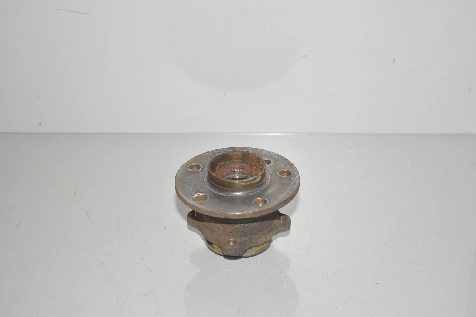 Rear Left Wheel Bearing – OEM 6851589 · BMW 2 Active Tourer (F45) 220 d xDrive 2014