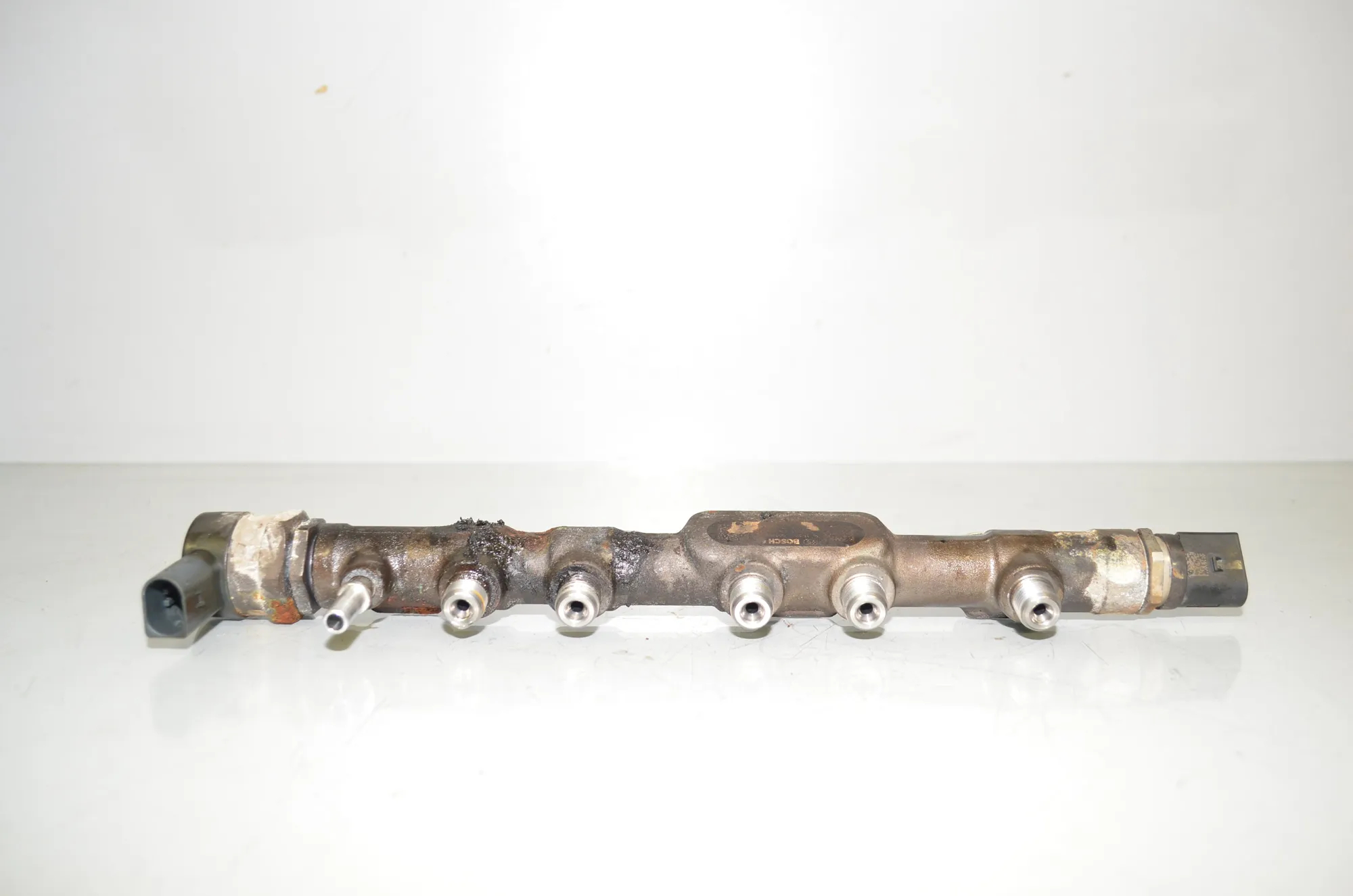 Fuel Rail – OEM 8514154 · BMW 2 Active Tourer (F45) 220 d xDrive 2014 – 4