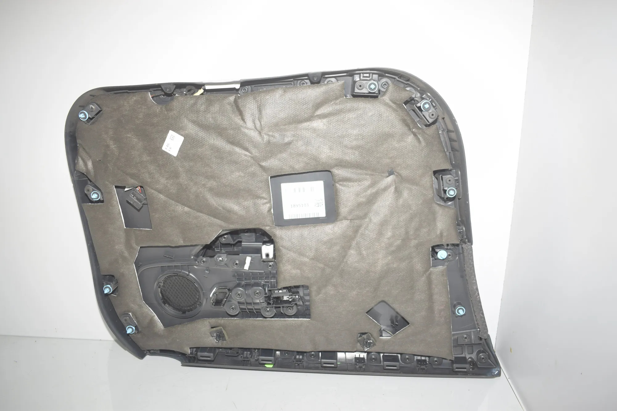 Front Right Door Panel – OEM 7404802 · BMW 2 Gran Tourer (F46) 220 d xDrive 2016 – 4