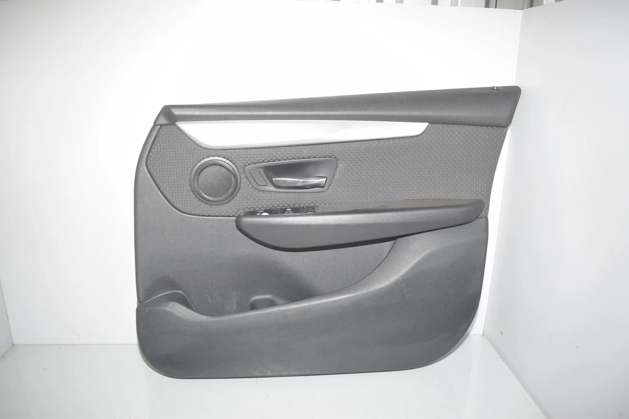 Front Right Door Panel – OEM 7404802 · BMW 2 Gran Tourer (F46) 220 d xDrive 2016 – 2