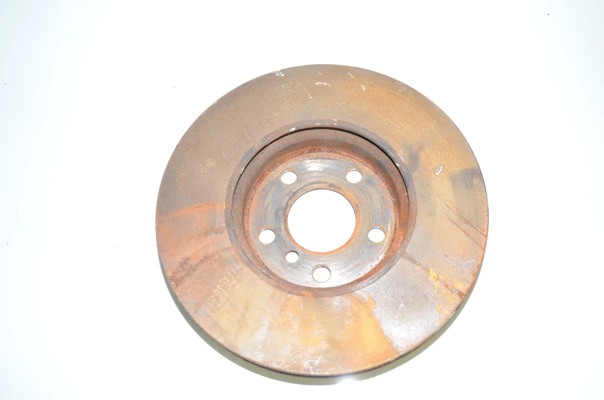 Front Left Brake Disc – OEM 6860957 · BMW 2 Active Tourer (F45) 220 d xDrive 2014 – 4