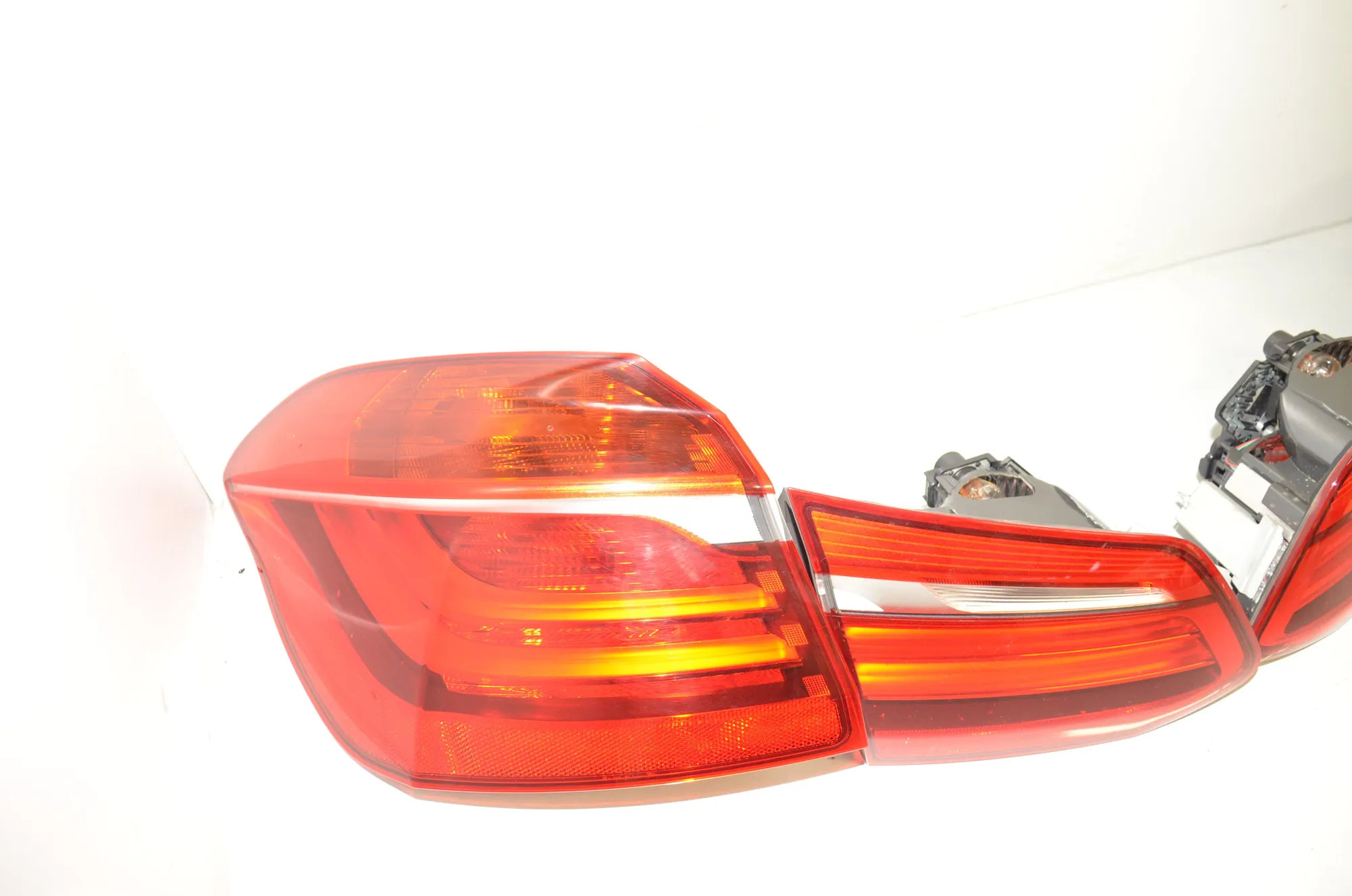 Rear Tail Light Set – OEM 63217311059 · BMW 2 Active Tourer (F45) 220 d xDrive 2014 – 2