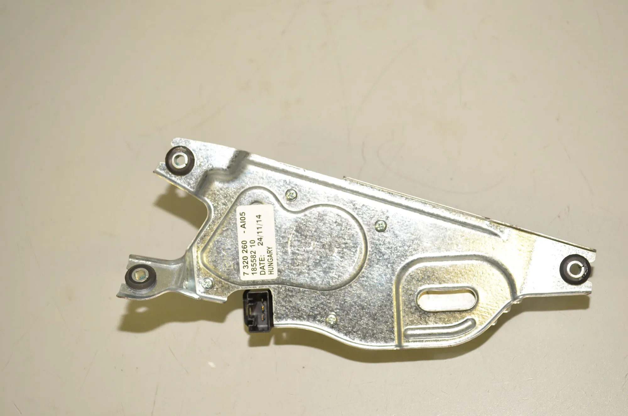 Tailgate Window Wiper Motor – OEM 7320260 · BMW 2 Active Tourer (F45) 220 d xDrive 2014 – 3