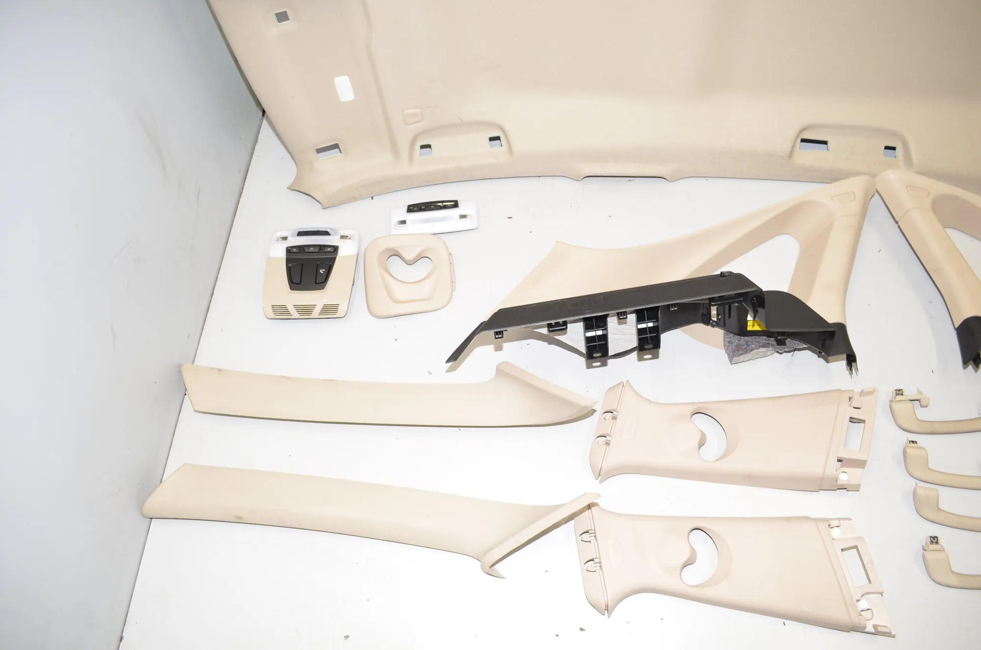 Roof Headliner – OEM 7298666 · BMW 2 Active Tourer (F45) 220 d xDrive 2014 – 2