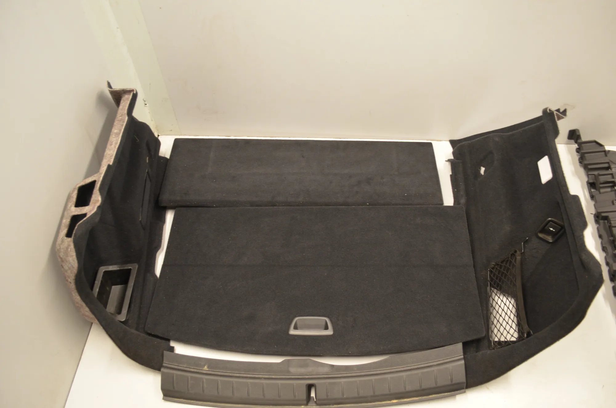 Trunk Trim Kit – OEM 7327906 · BMW 2 Active Tourer (F45) 220 d xDrive 2014 – 2