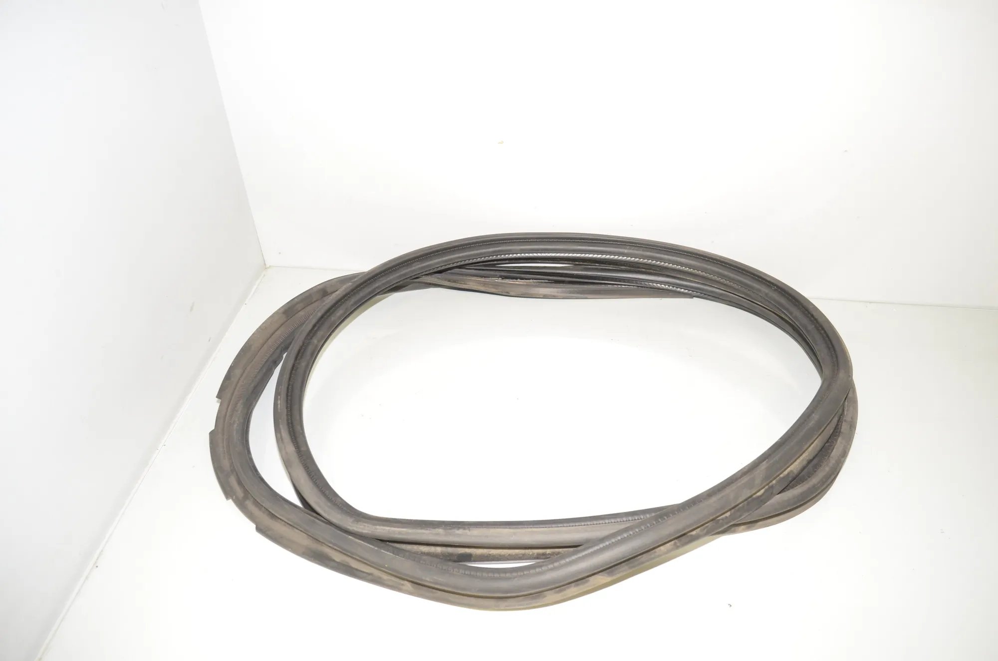 Tailgate Rubber Seal – OEM 7440481 · BMW 2 Active Tourer (F45) 220 d xDrive 2014 – 3