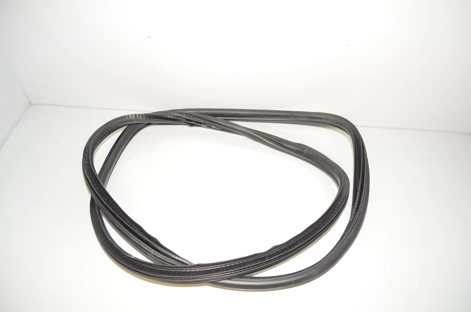 Rear Left Door Seal Rubber – OEM 7298894 · BMW 2 Active Tourer (F45) 220 d xDrive 2014 – 4