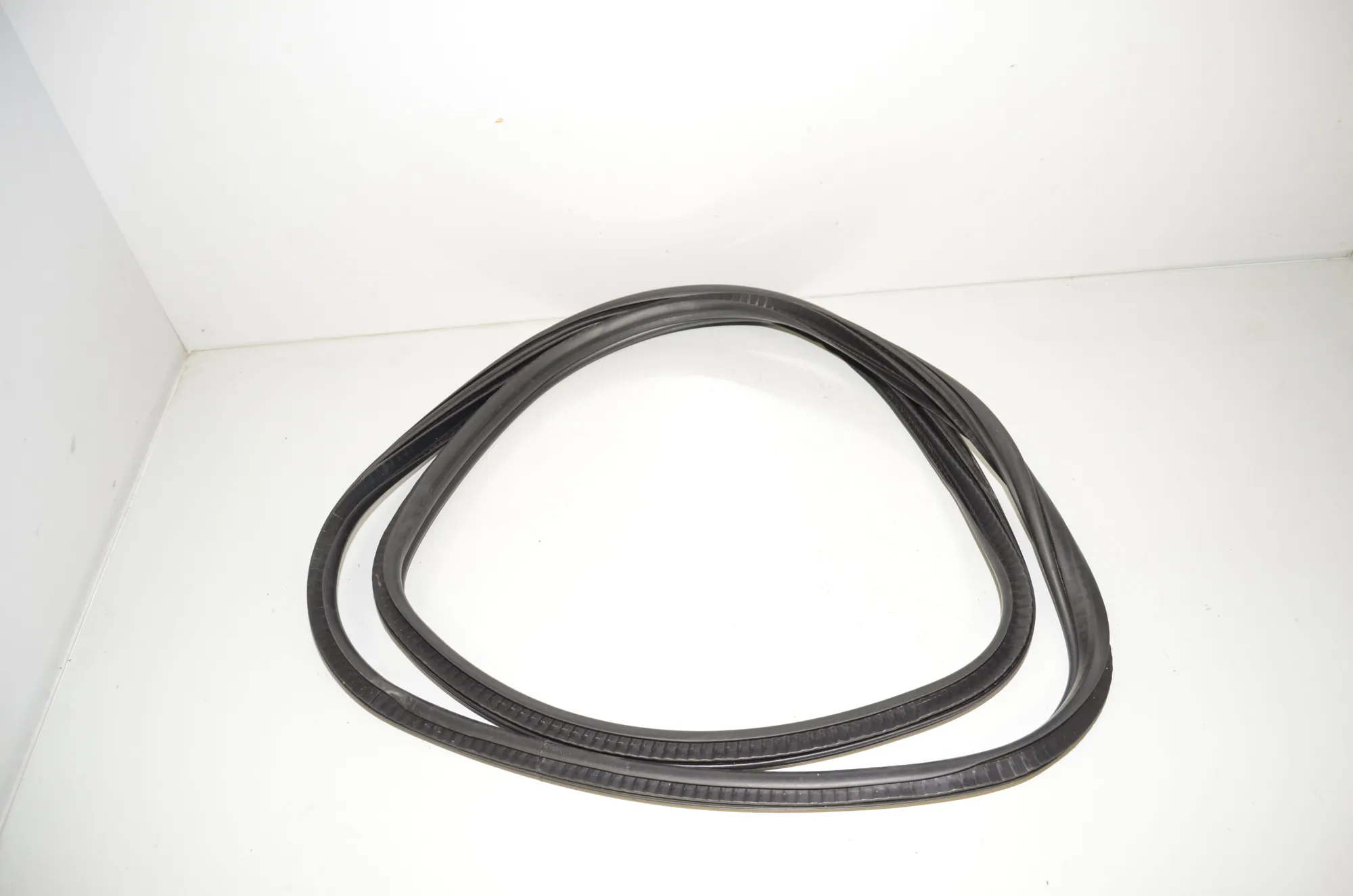 Rear Right Door Seal Rubber – OEM 7298894 · BMW 2 Active Tourer (F45) 220 d xDrive 2014 – 4