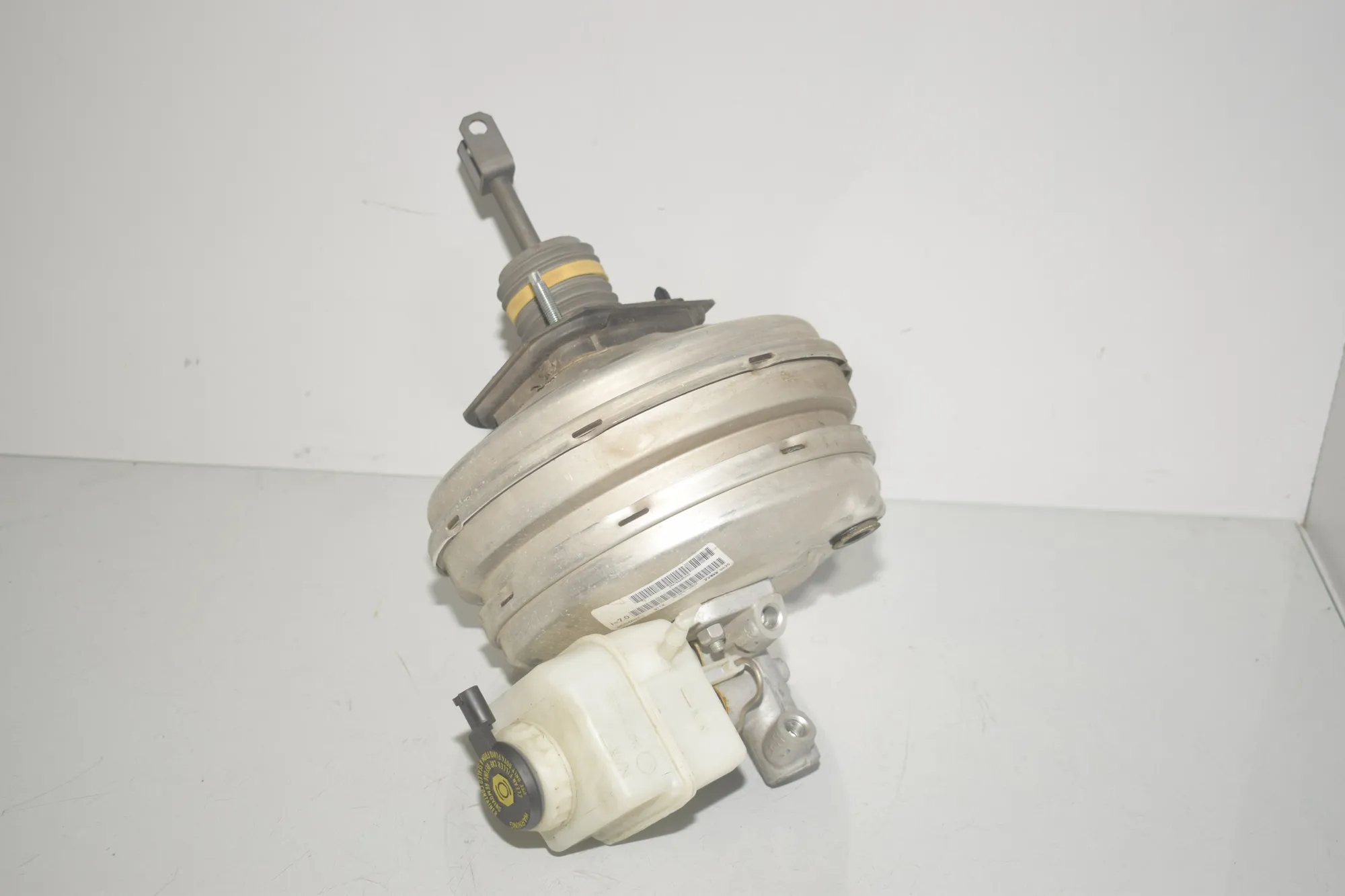 Brake Servo Booster – OEM 6786685 · BMW 7 (F01, F02) 730 d 2011 – 2