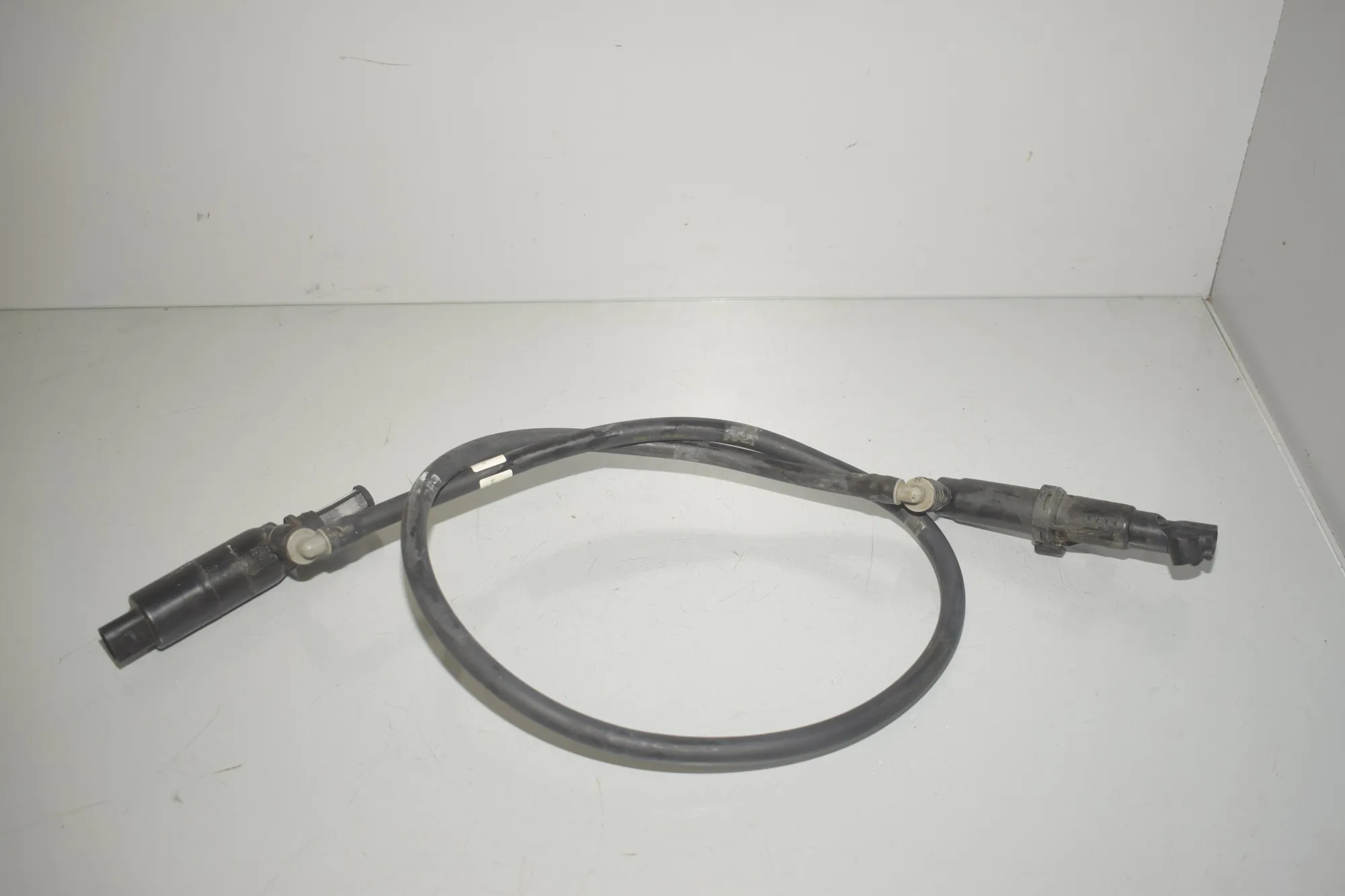 Headlight Washer Nozzle Pipe – OEM 7178747 · BMW 7 (F01, F02) 730 d 2011 – 2