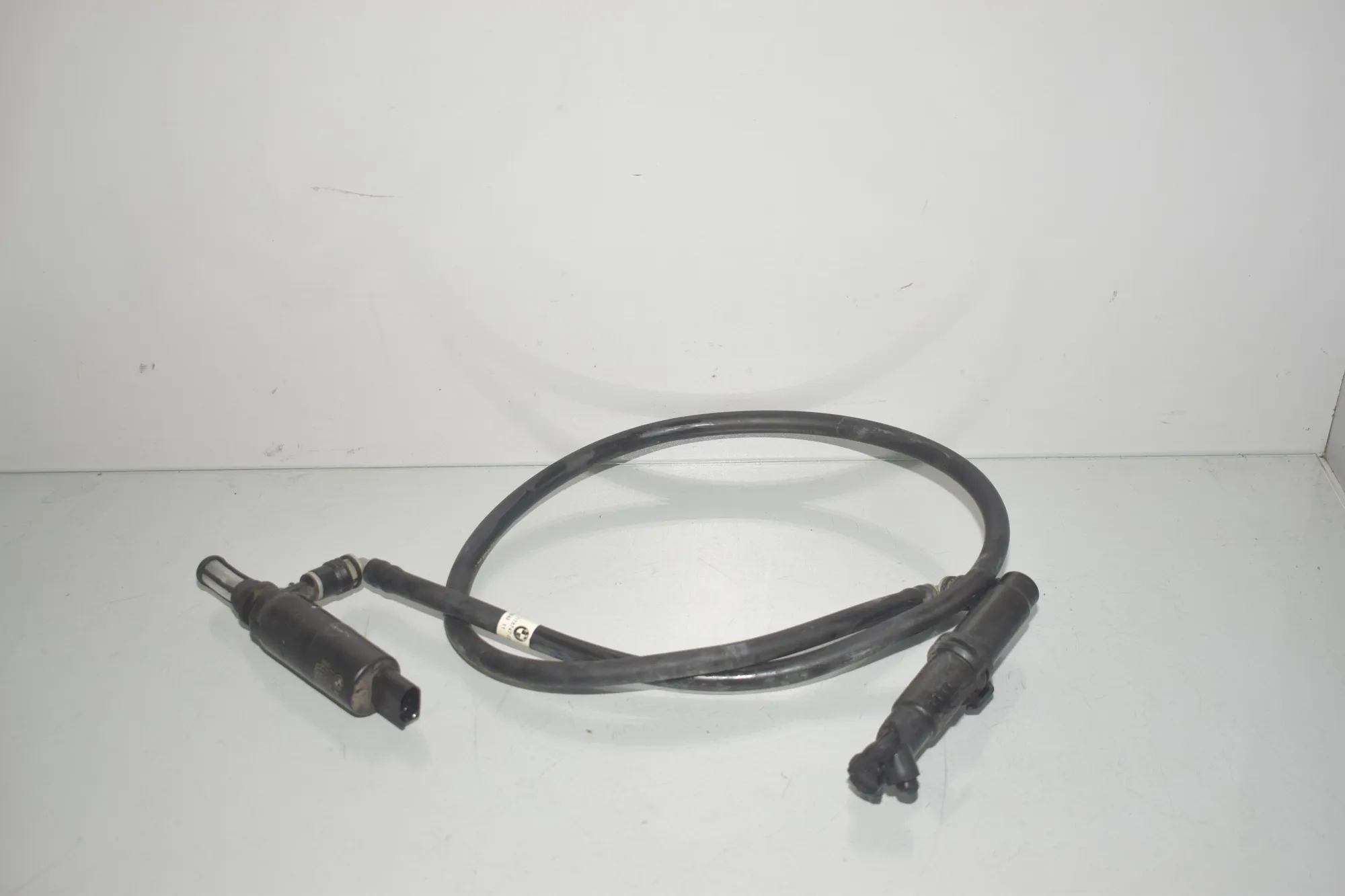 Headlight Washer Nozzle Pipe – OEM 7178747 · BMW 7 (F01, F02) 730 d 2011