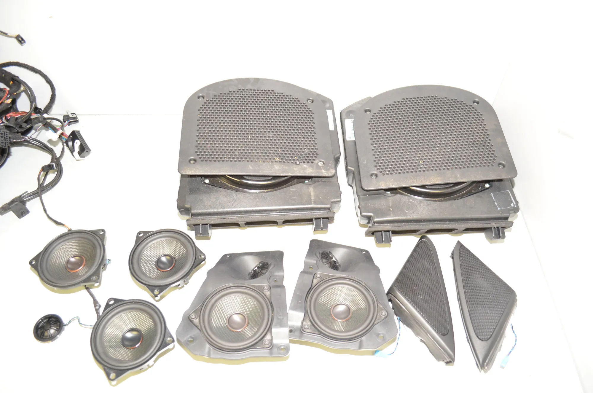Sound Audio System Set – OEM 9133410 · BMW 7 (F01, F02) 730 d 2011 – 3