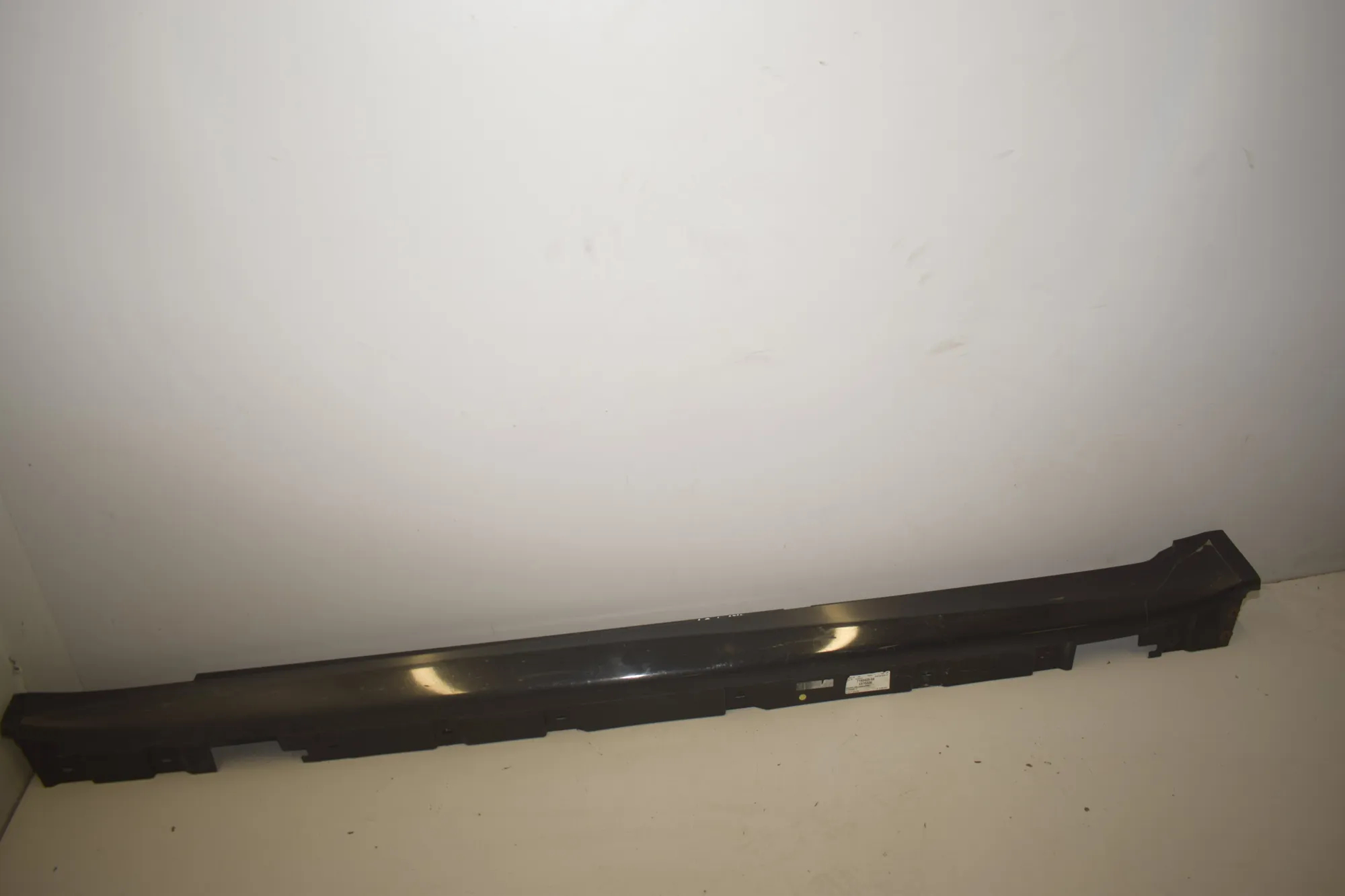 Left Side Plastic Sideskirt Cover – OEM 7192425 · BMW 7 (F01, F02) 730 d 2011 – 3