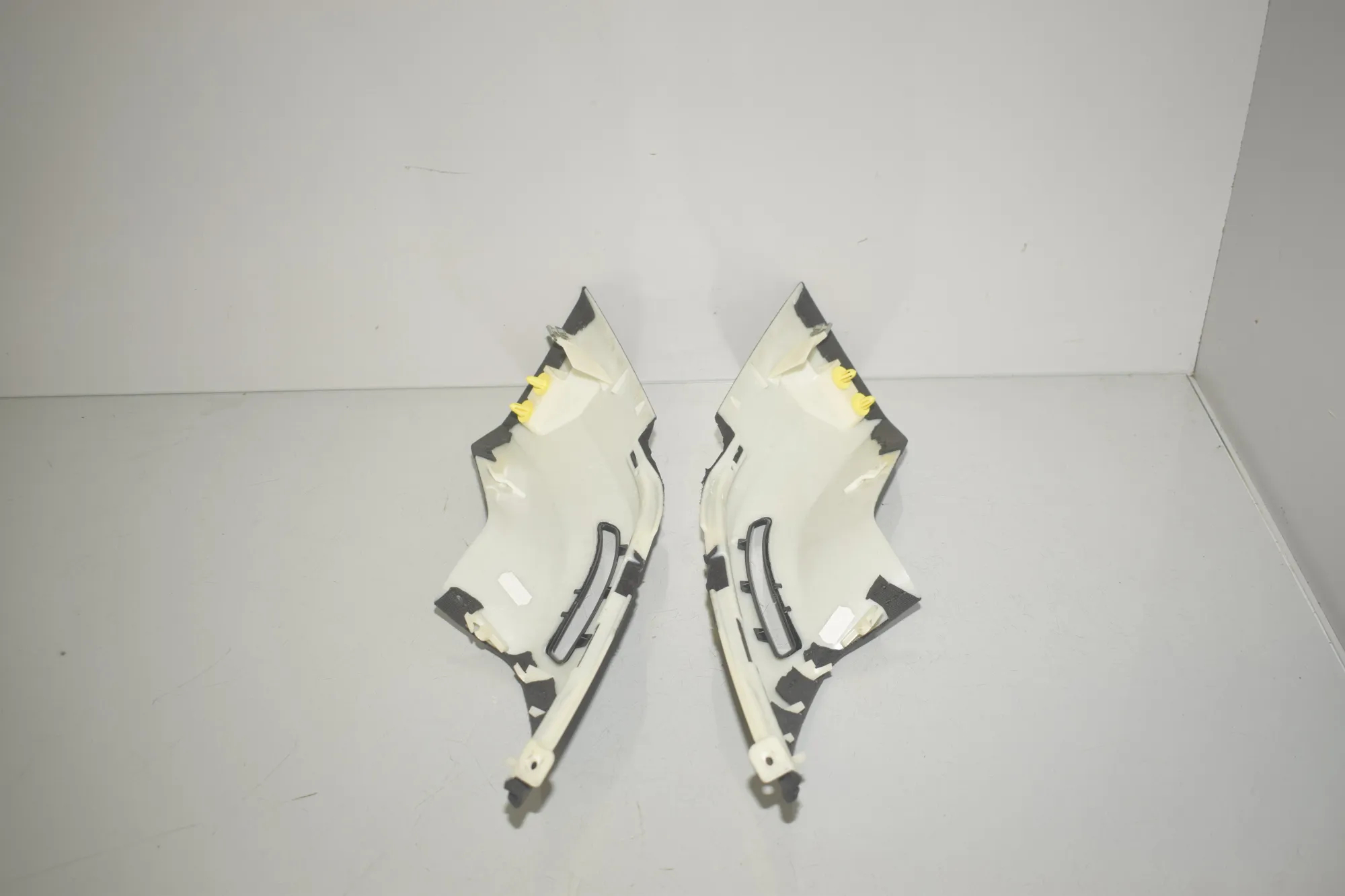 Other Interior Parts – OEM 9112712 · BMW 7 (F01, F02) 730 d 2011 – 3