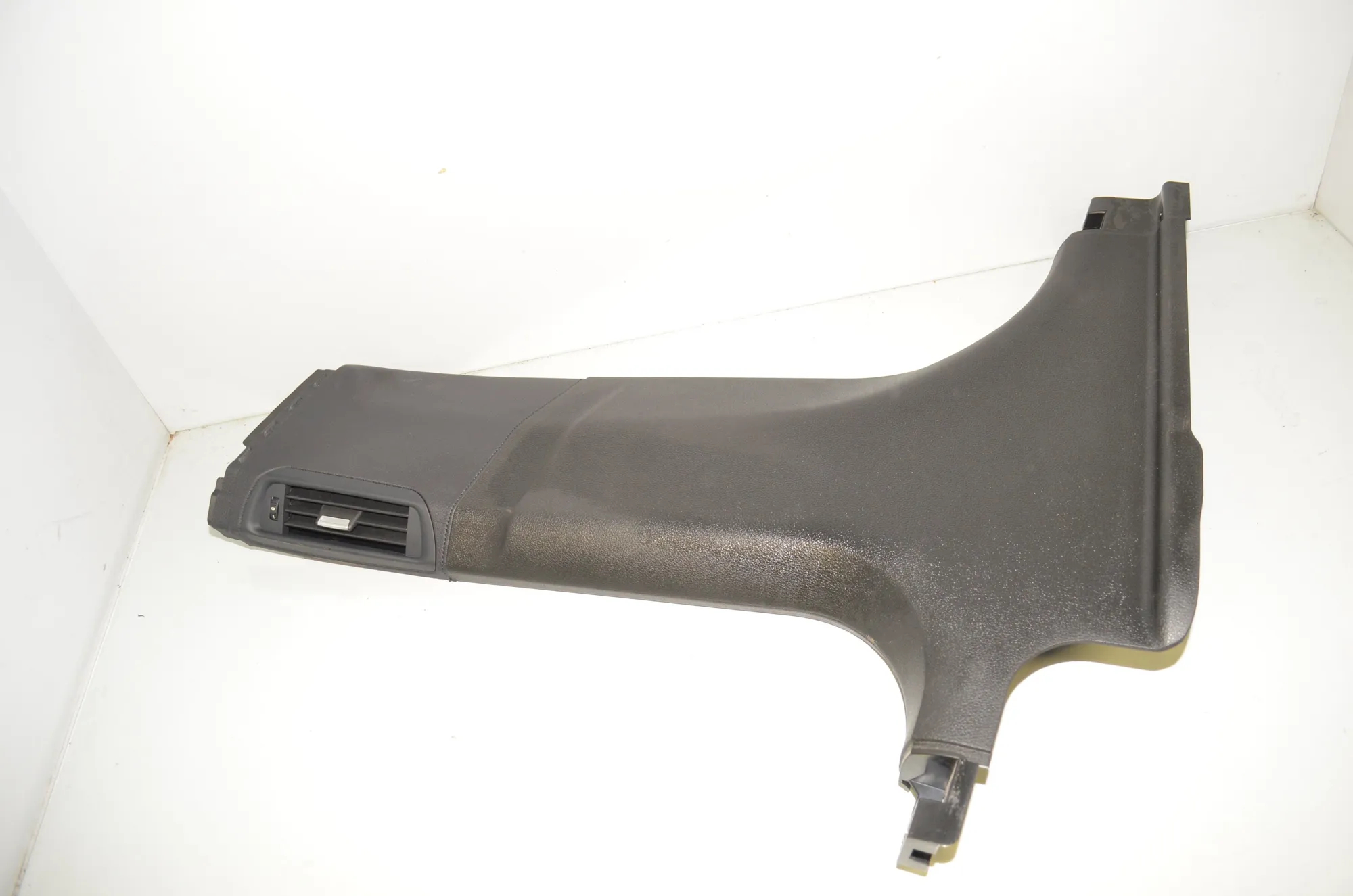 Left Side B Pillar Trim – OEM 9125955 · BMW 7 (F01, F02) 730 d 2011