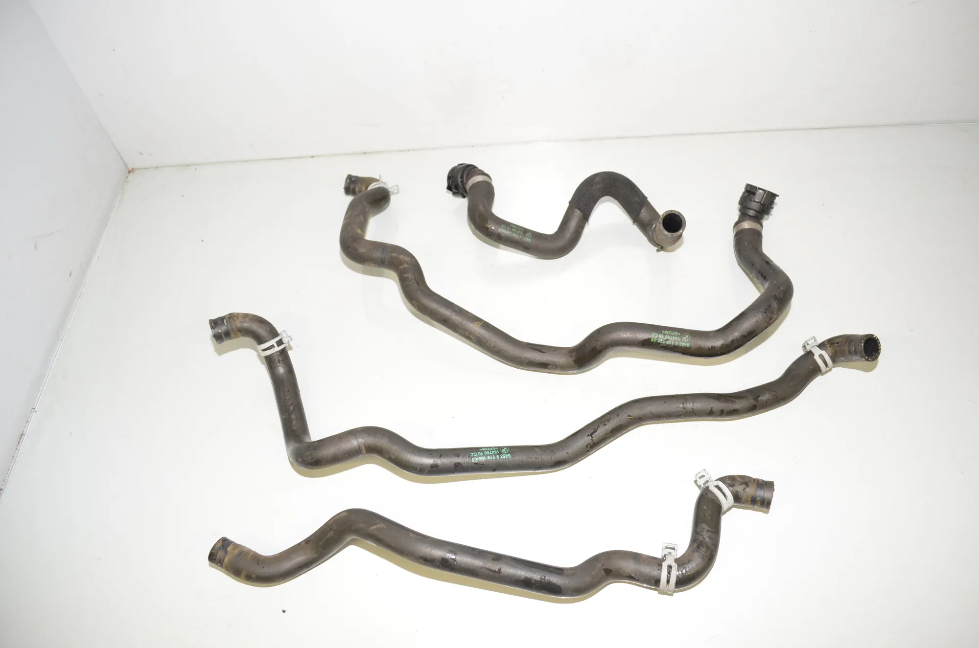 Coolant Hose Pipe – OEM 9119168 · BMW 5 Touring (F11) 530 d 2011