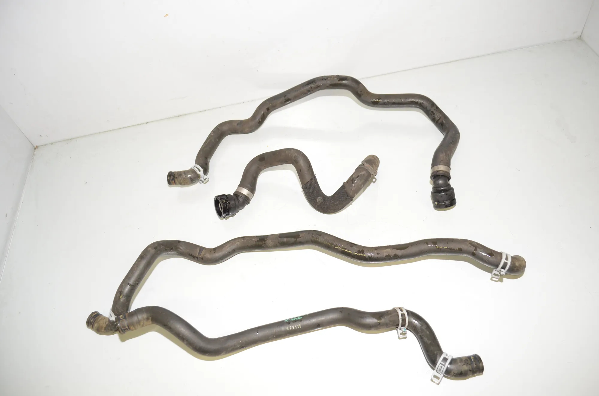 Coolant Hose Pipe – OEM 9119168 · BMW 5 Touring (F11) 530 d 2011 – 2