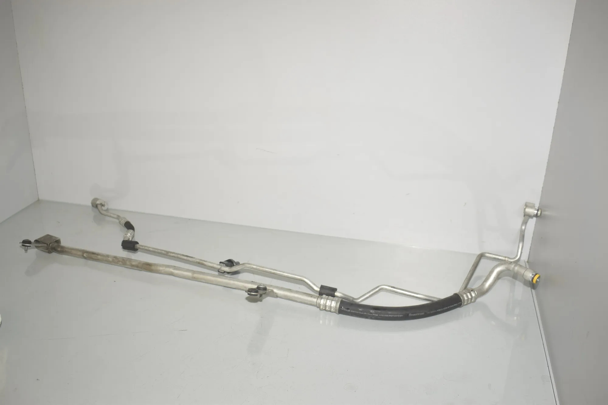 A/C Air Con Hose Pipe – OEM 9201927 · BMW 5 Touring (F11) 530 d 2011 – 2