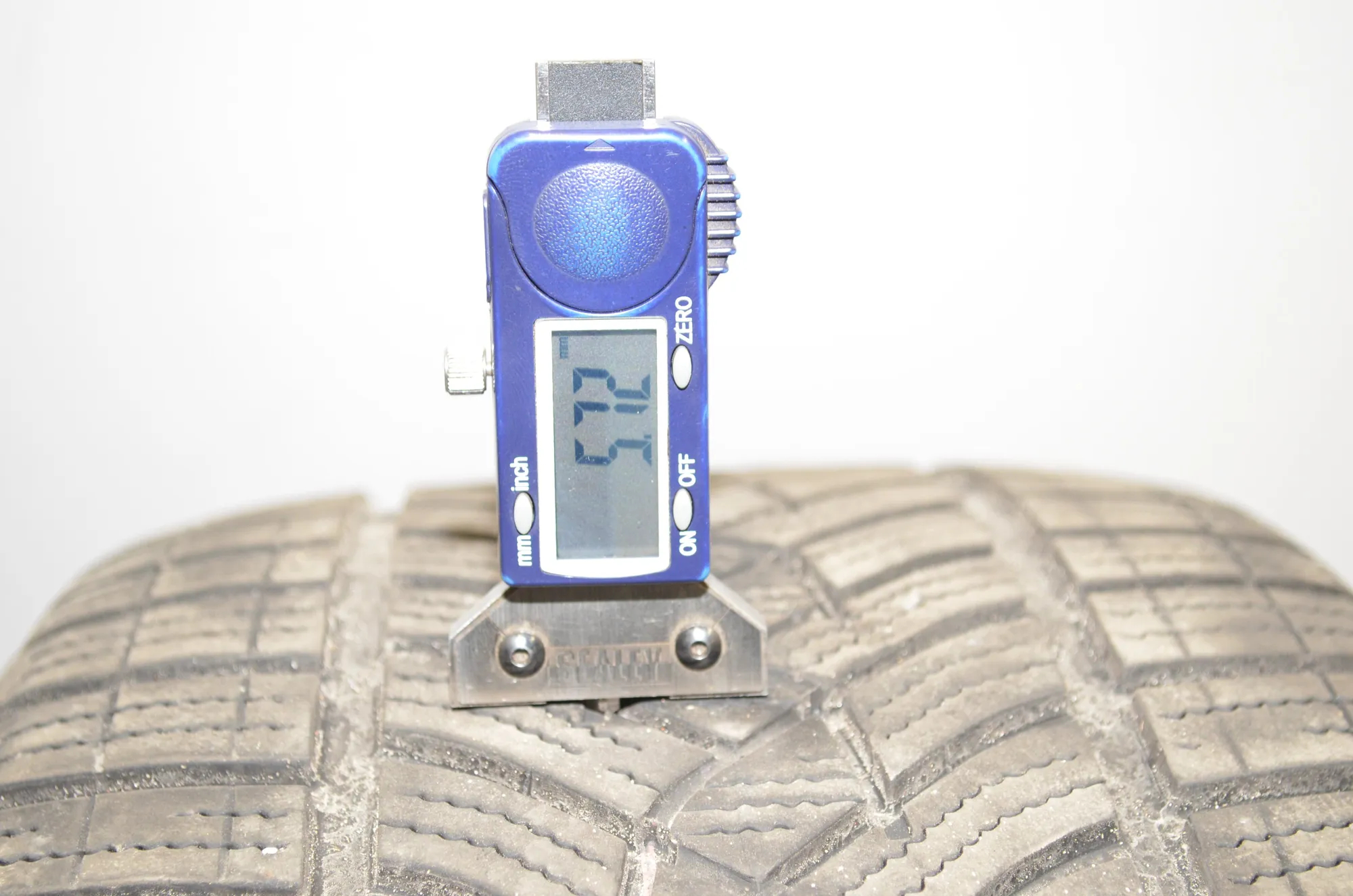 Tire · BMW i4 (G26) BMW i4 (G26) eDrive35 2023 – 8