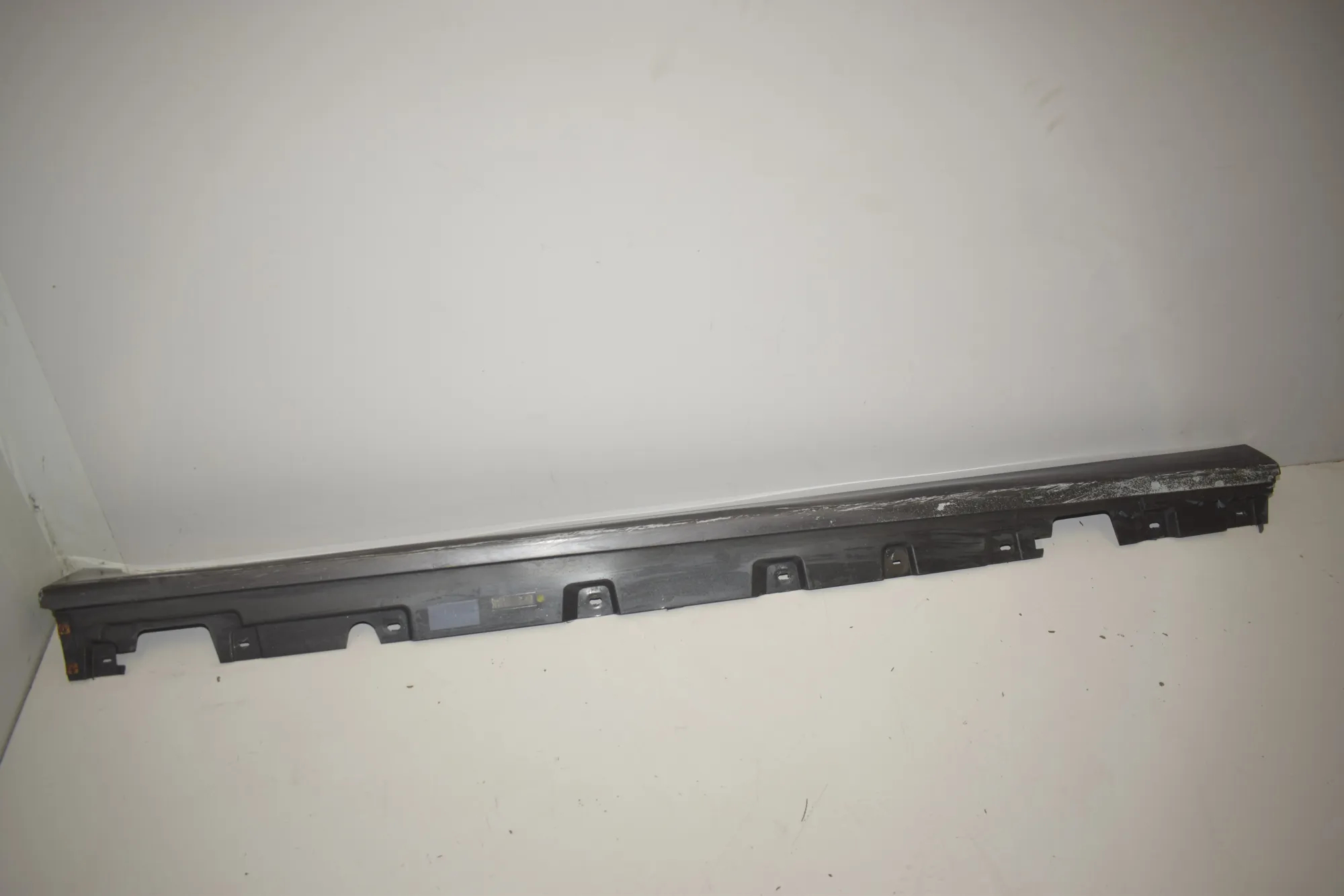 Right Side Sideskirt – OEM 7262664 · BMW 5 (F10) 530 d xDrive 2012