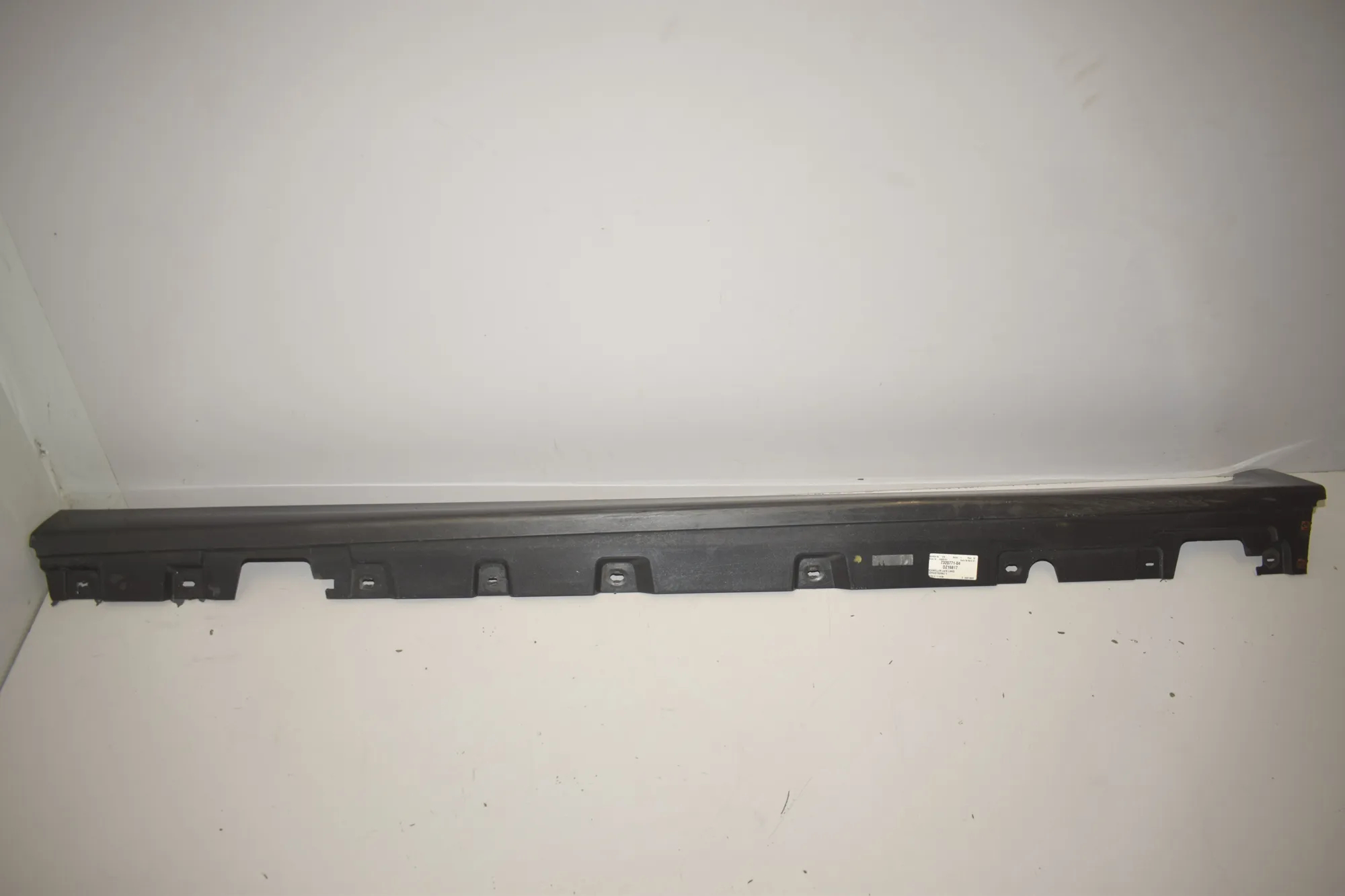 Left Side Sideskirt – OEM 7320771 · BMW 5 (F10) 530 d xDrive 2012