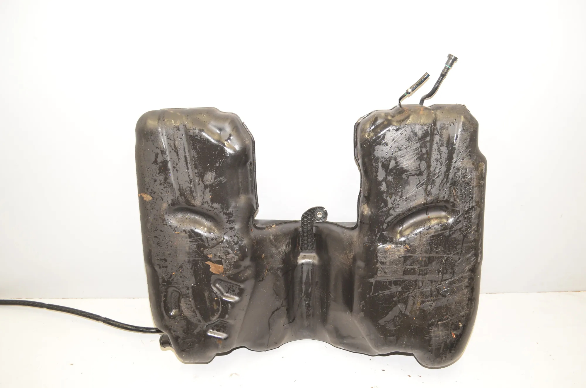 Fuel Tank – OEM 7195462 · BMW X5 (F15, F85) xDrive 30 d 2015 – 5