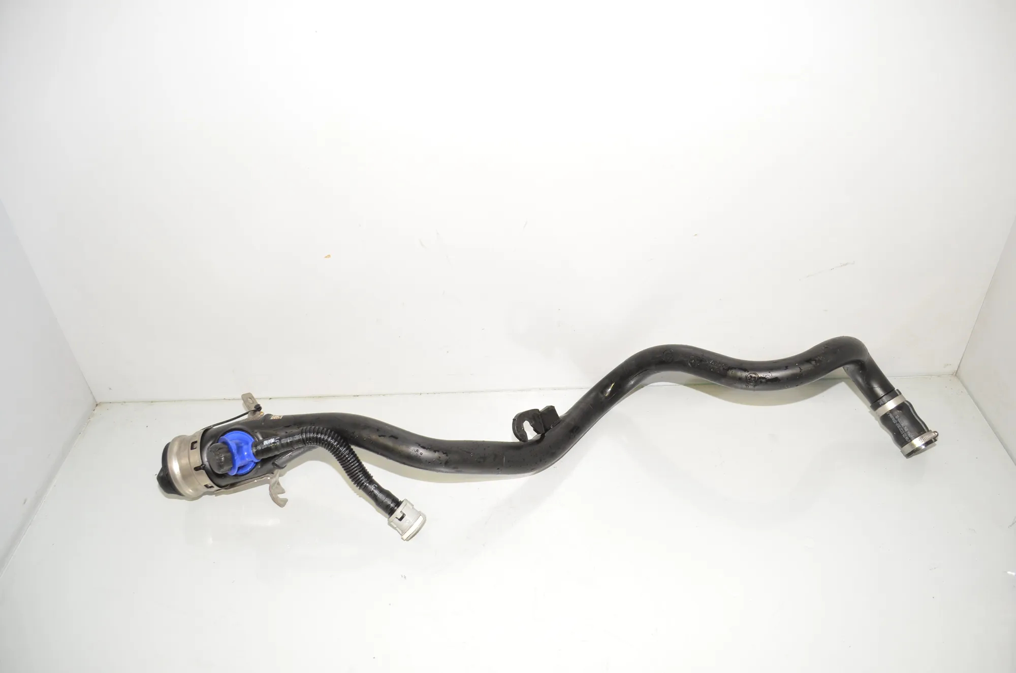 Fuel Tank Pipe – OEM 7449051 · BMW 3 Touring (G21) (2019 - -) 318 d 2021 – 2