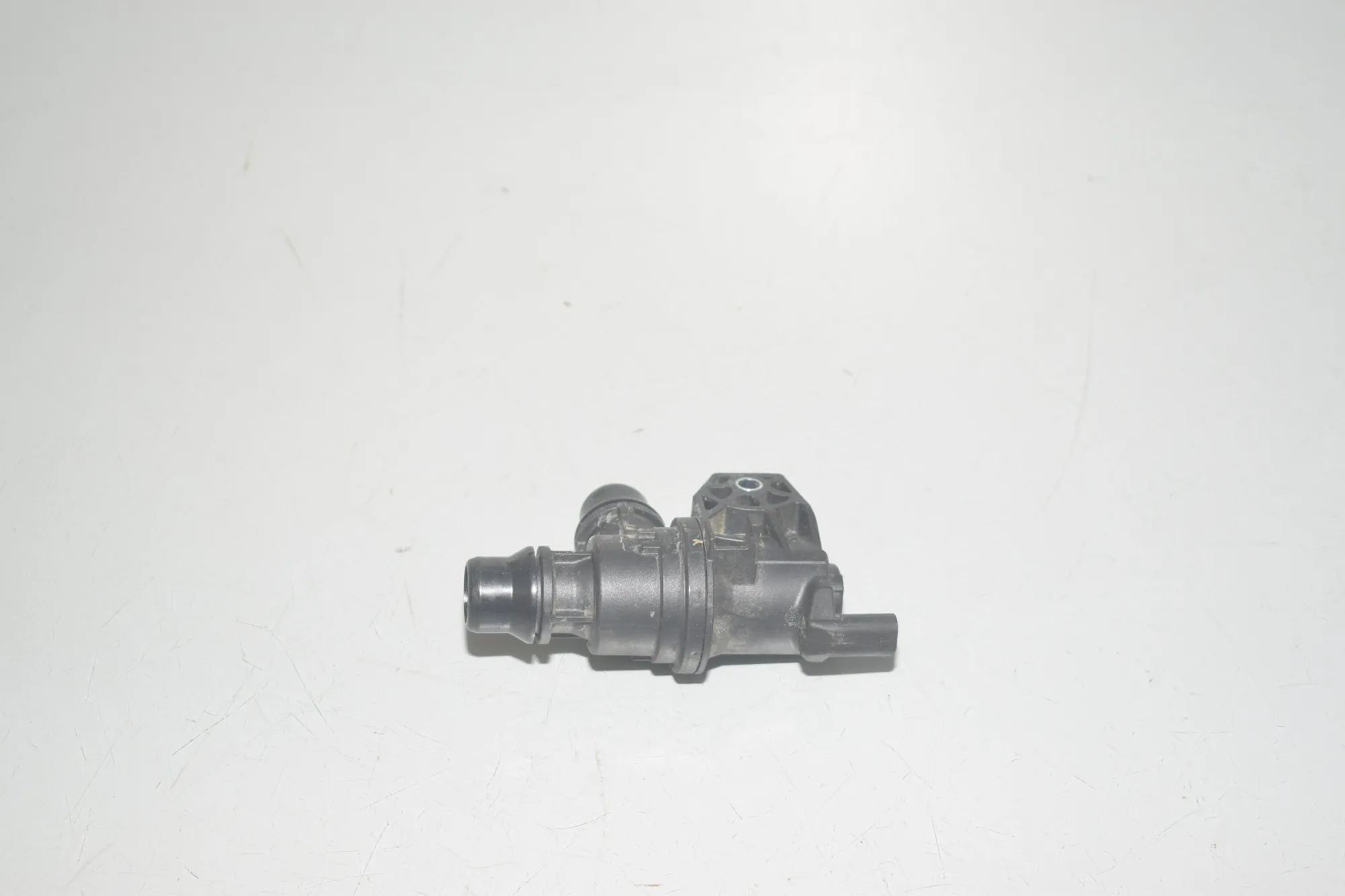 Auxiliary Water Pump – OEM 9896408 · BMW iX (I20) (2021 - -) xDrive 40 2021